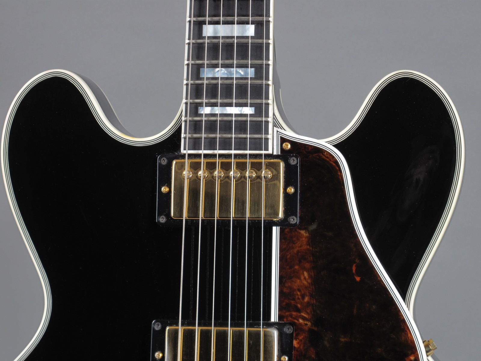 Gibson Bb King Lucille Ebony Guitarpoint