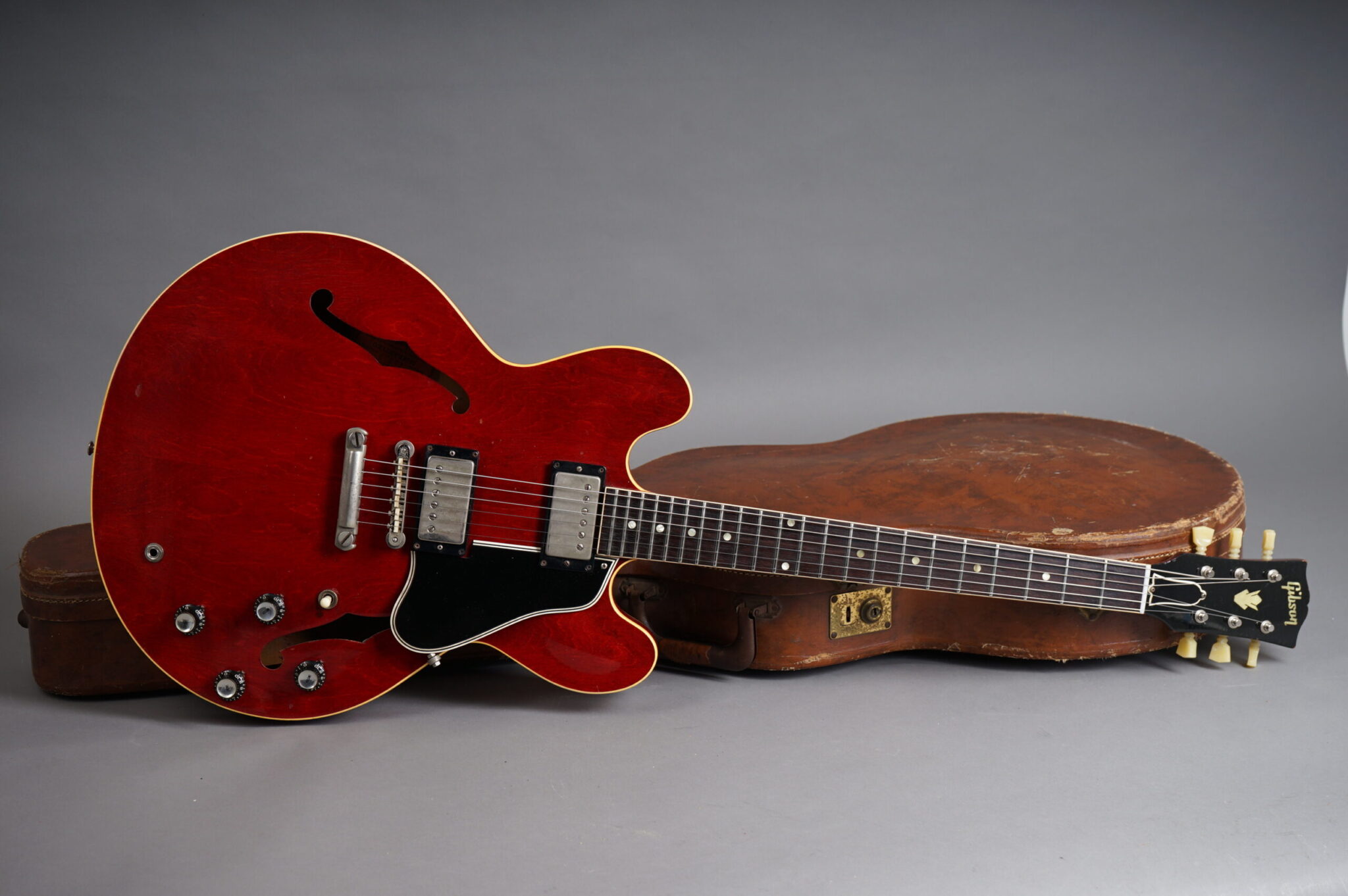 1961 Gibson ES 335 TDC Cherry GuitarPoint