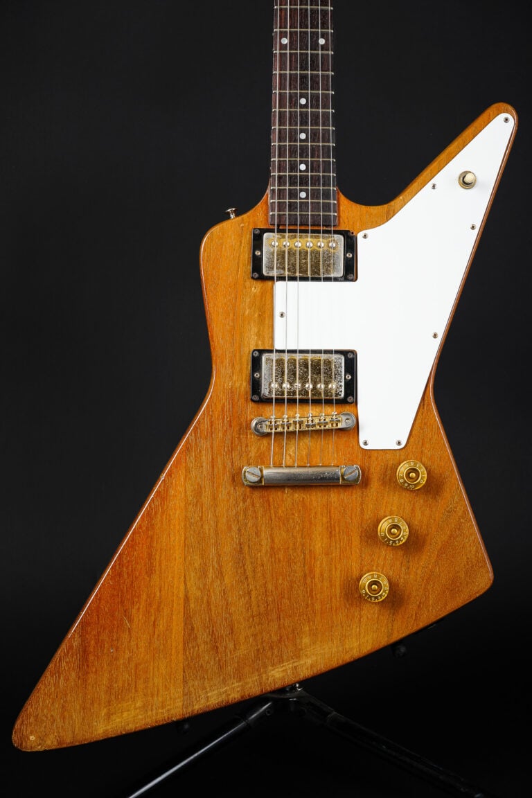 1977 Gibson Explorer – Natural