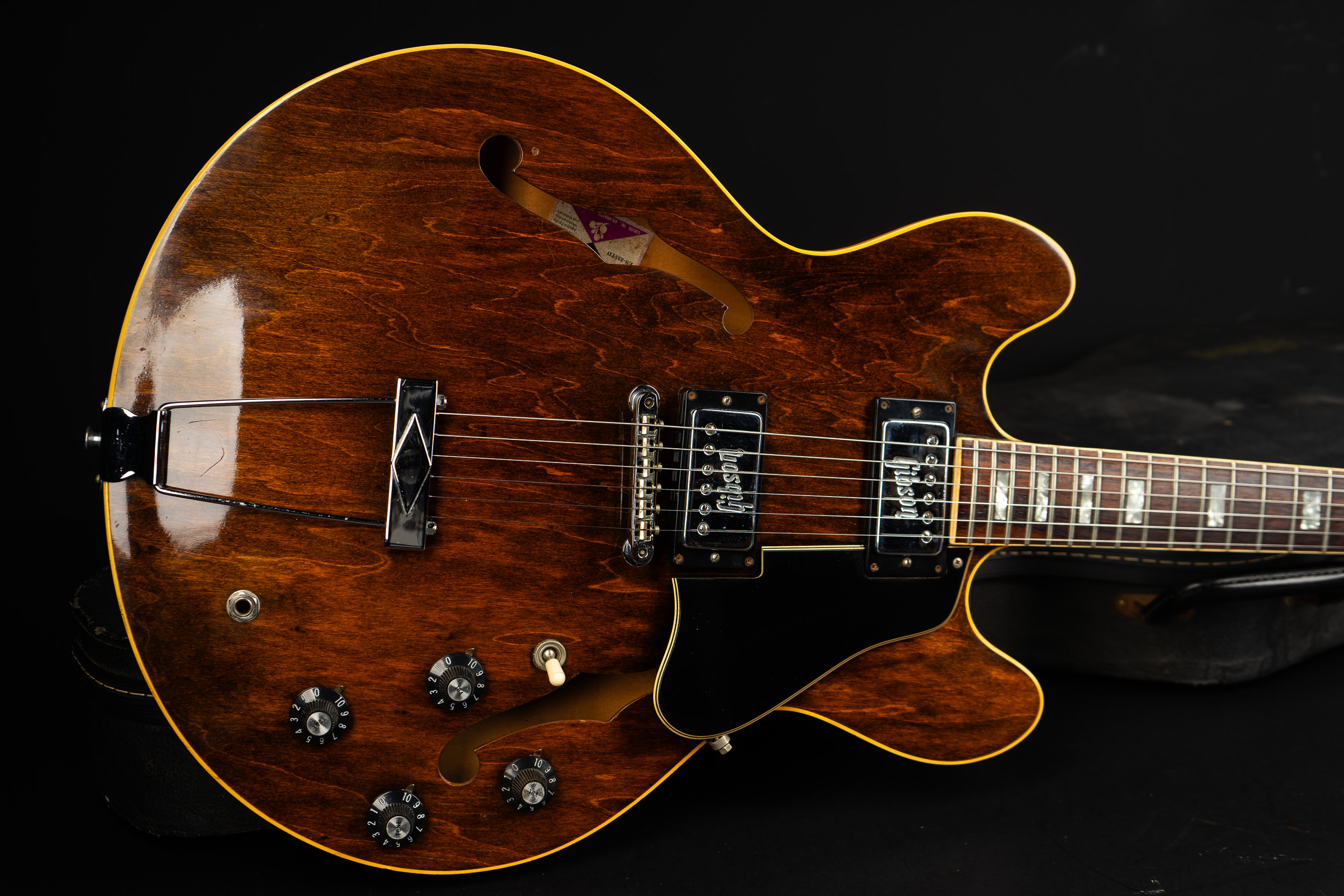 1972 Gibson ES-335 TDW - Walnut - GuitarPoint