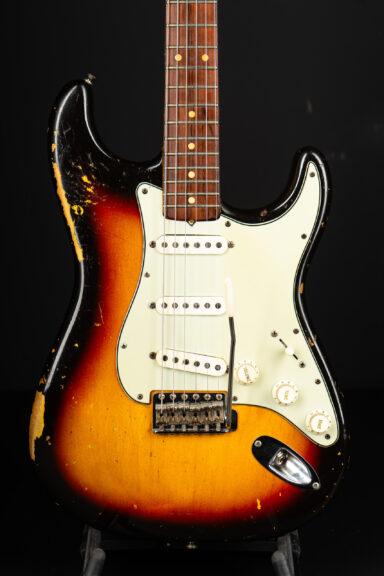 1963 Fender Stratocaster - Sunburst