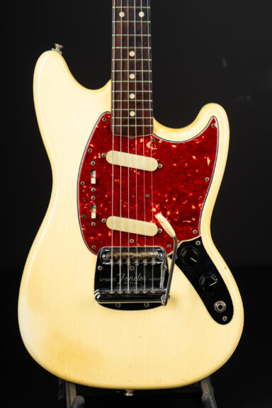 1965 Fender Mustang - White