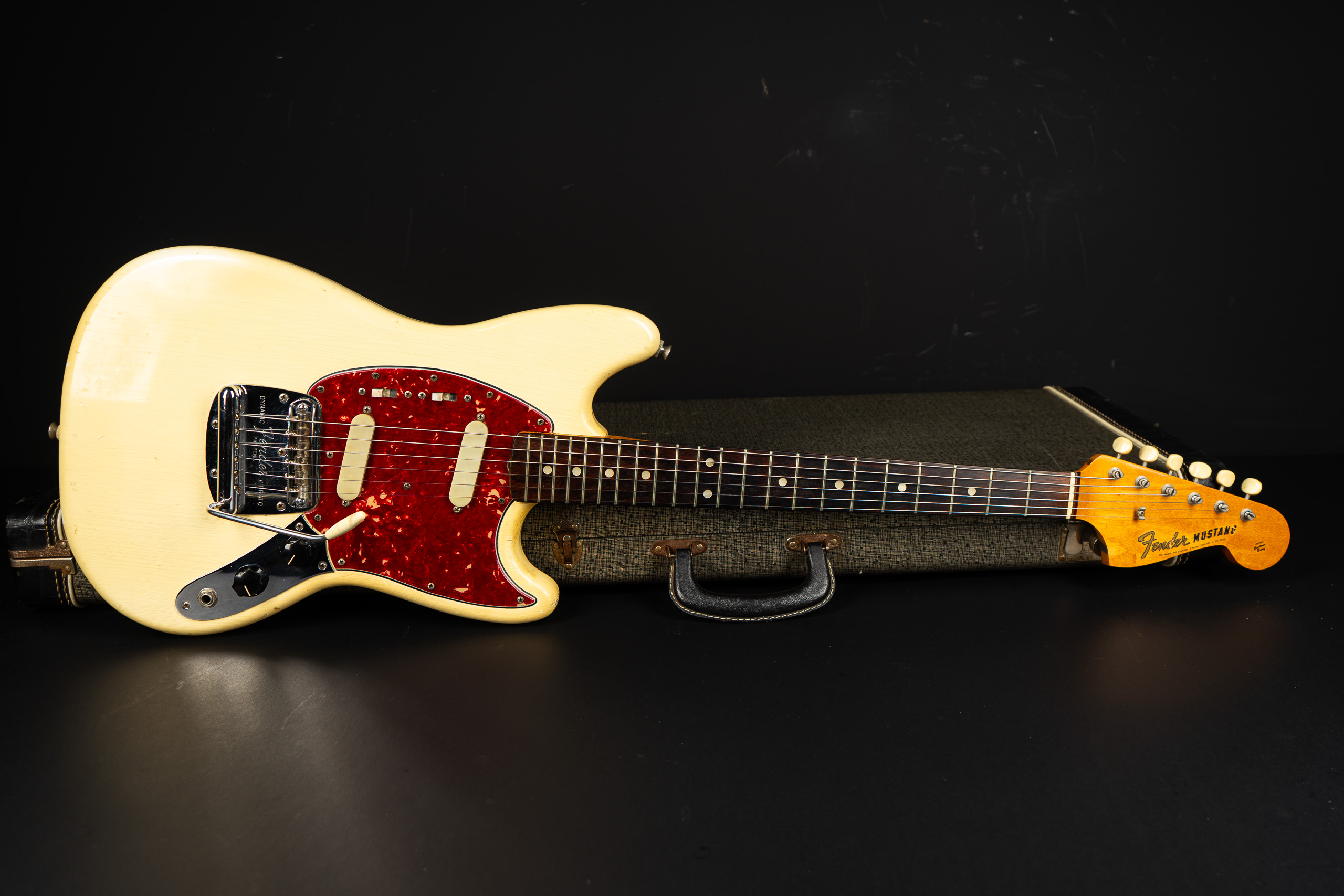 1965年製fender mustang 1965 Fender Mustang - White - GuitarPoint