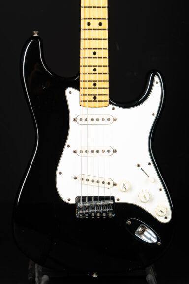 1974 Fender Stratocaster Hardtail - Black ...3,18Kg