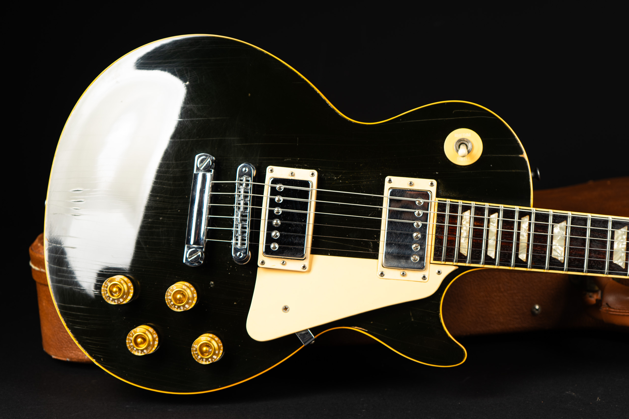 1995 Gibson Les Paul Standard - Ebony - GuitarPoint