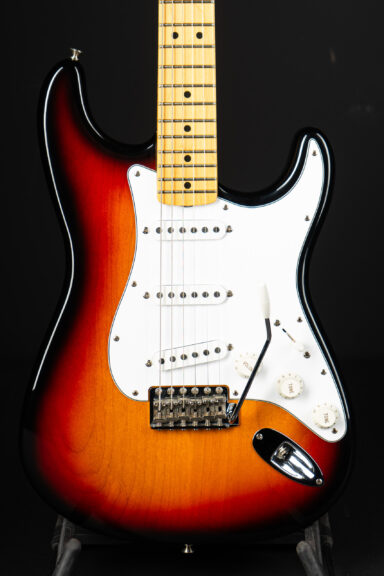 1998 Fender Jimi Hendrix Voodoo Stratocaster - Sunburst