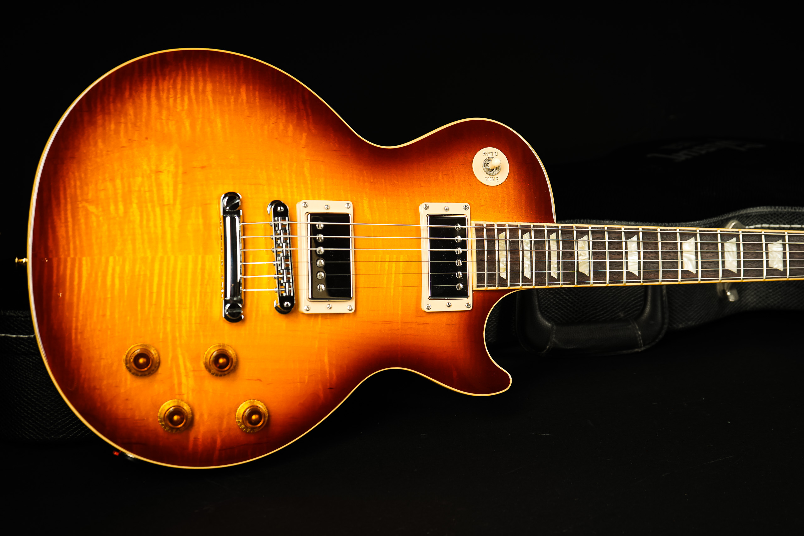 2009 Gibson Les Paul Standard - Desert Burst - GuitarPoint