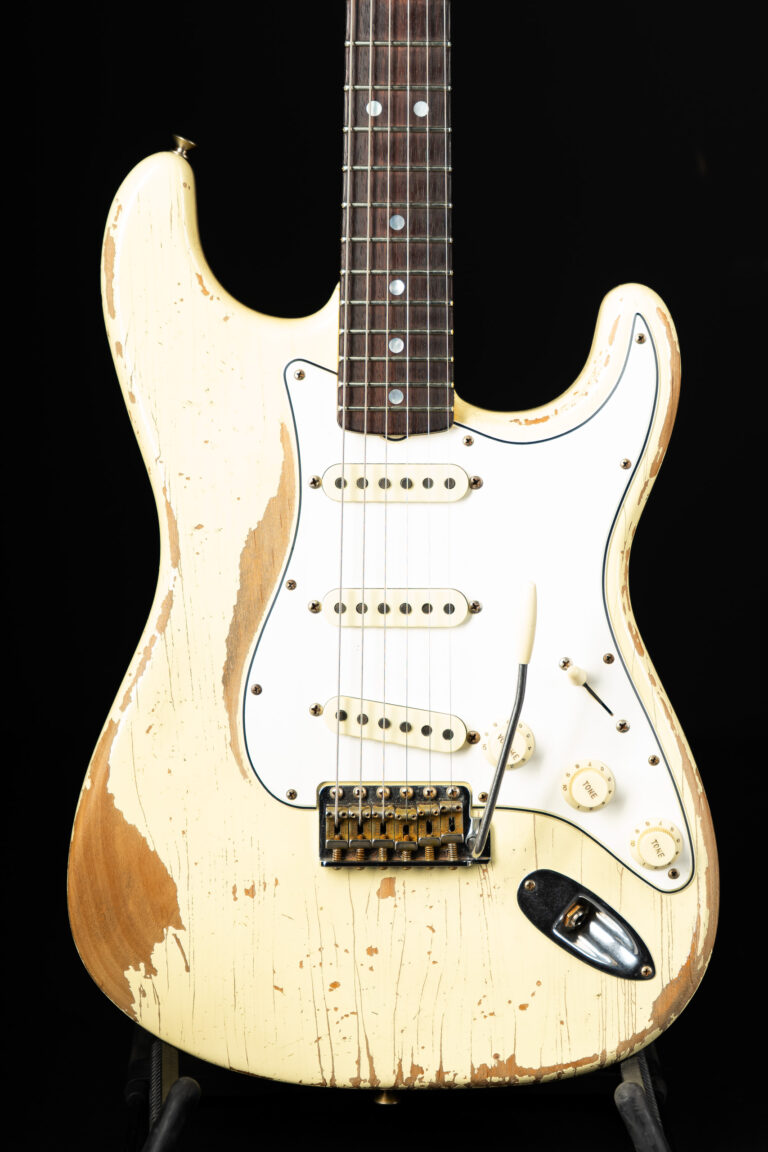 2022 Fender Masterbuilt Greg Fessler 1965 Stratocaster Relic – Vintage White