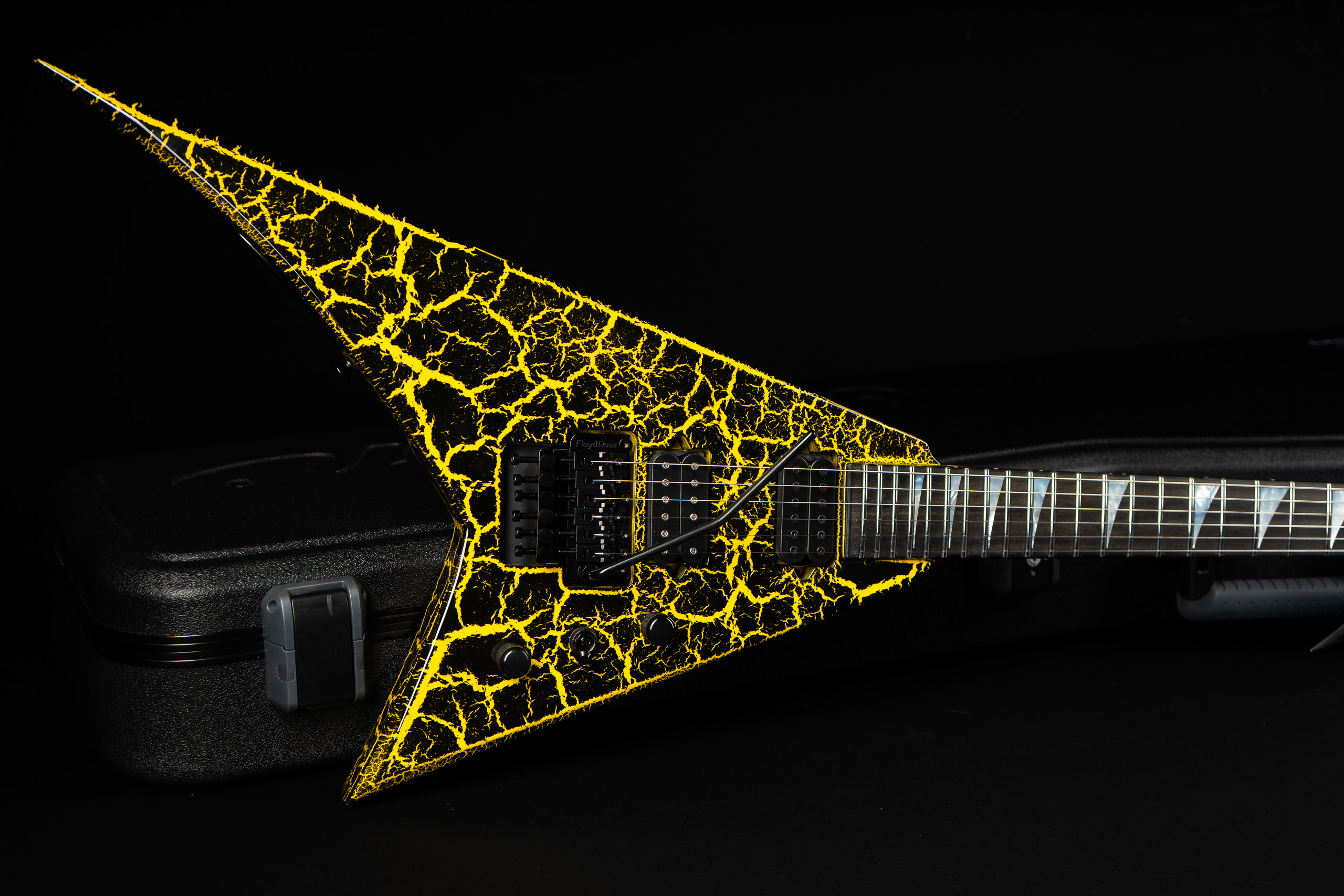 Jackson USA Custom Shop Rhoads RR24 - Black Yellow Crackle