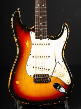 1969 Fender Stratocaster - Sunburst