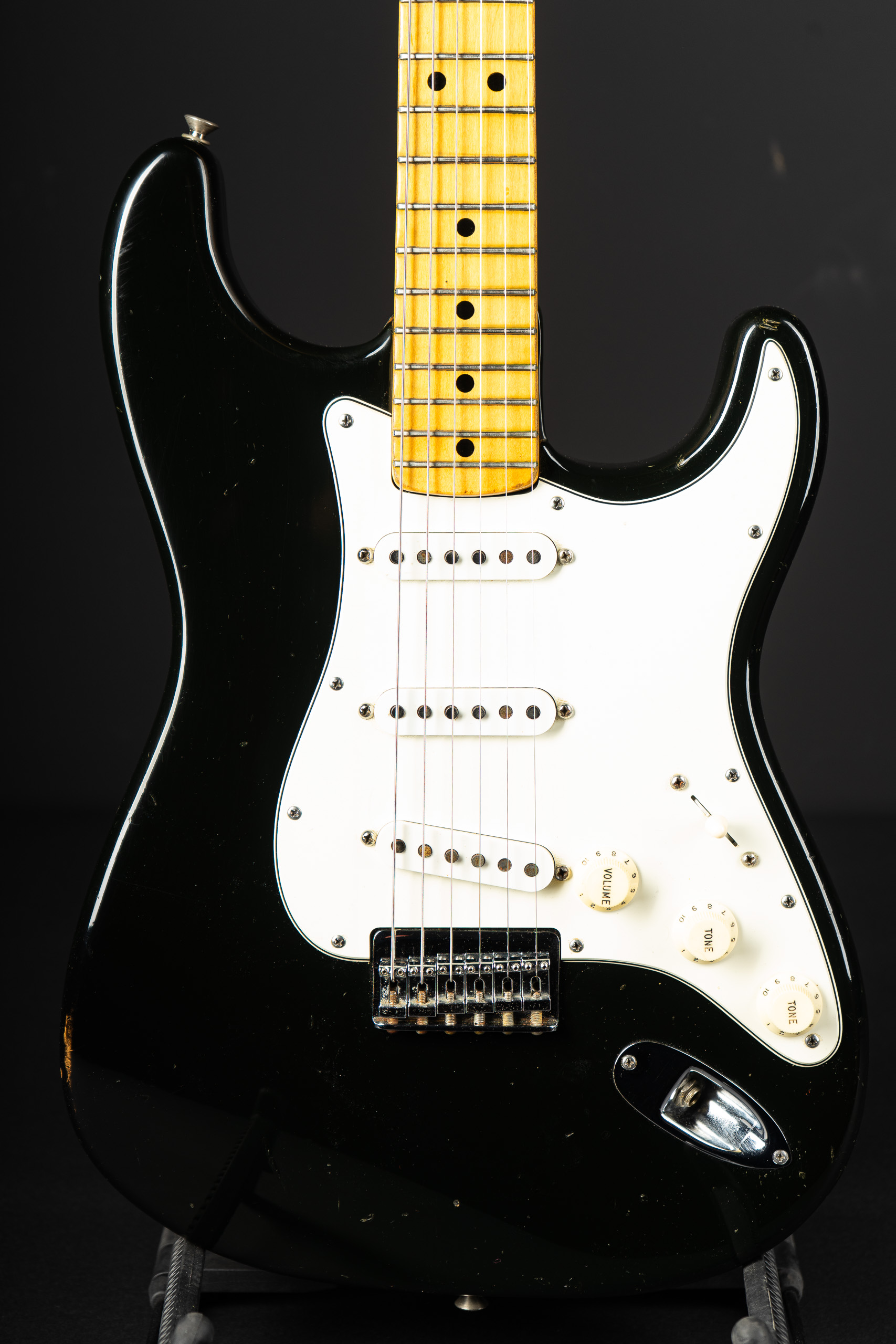 1972 Fender Stratocaster Hardtail – Black – GuitarPoint