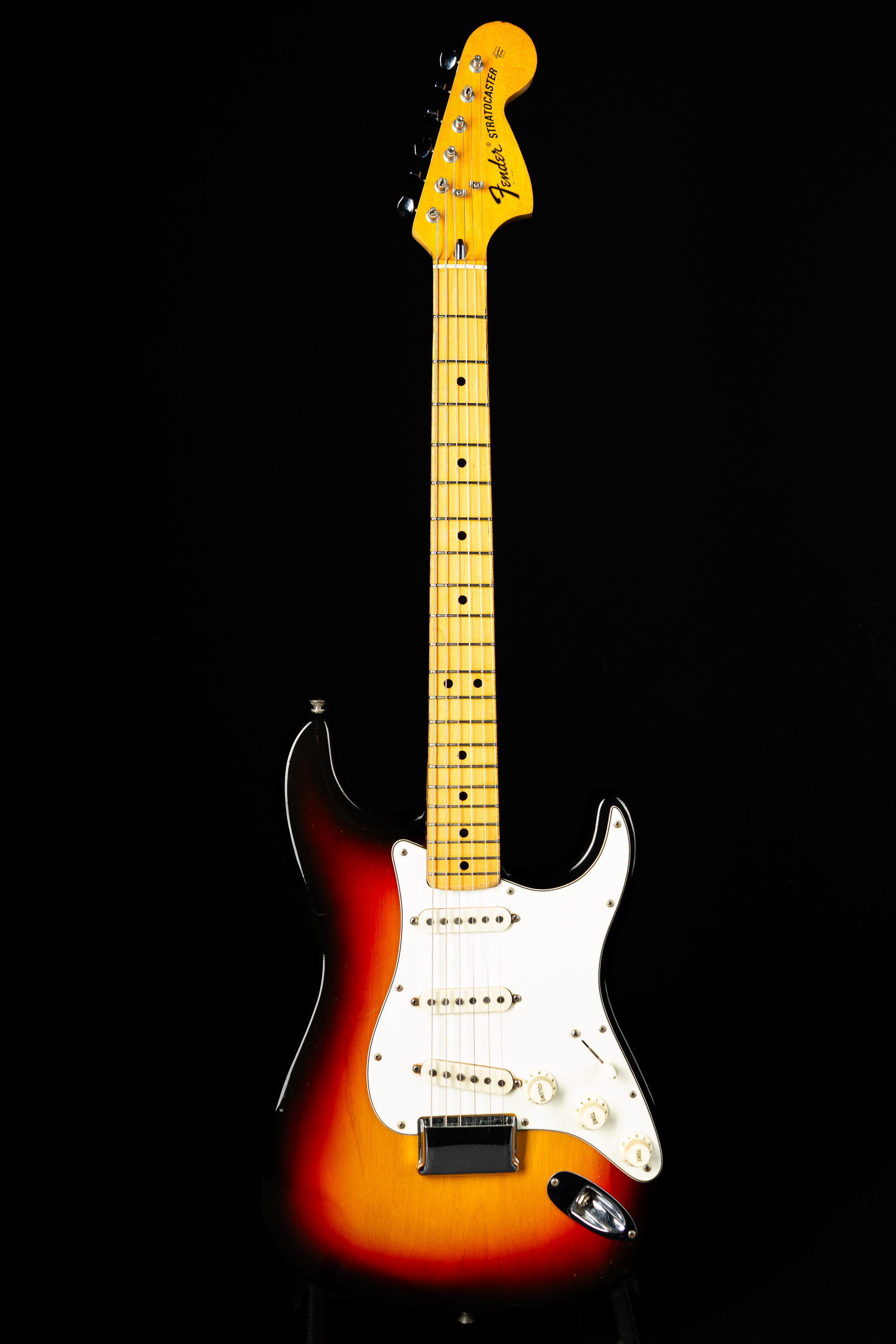 1974 Fender Stratocaster Hardtail - Sunburst - GuitarPoint