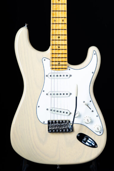 Fender Custom Shop American Custom Stratocaster - Vintage Blond