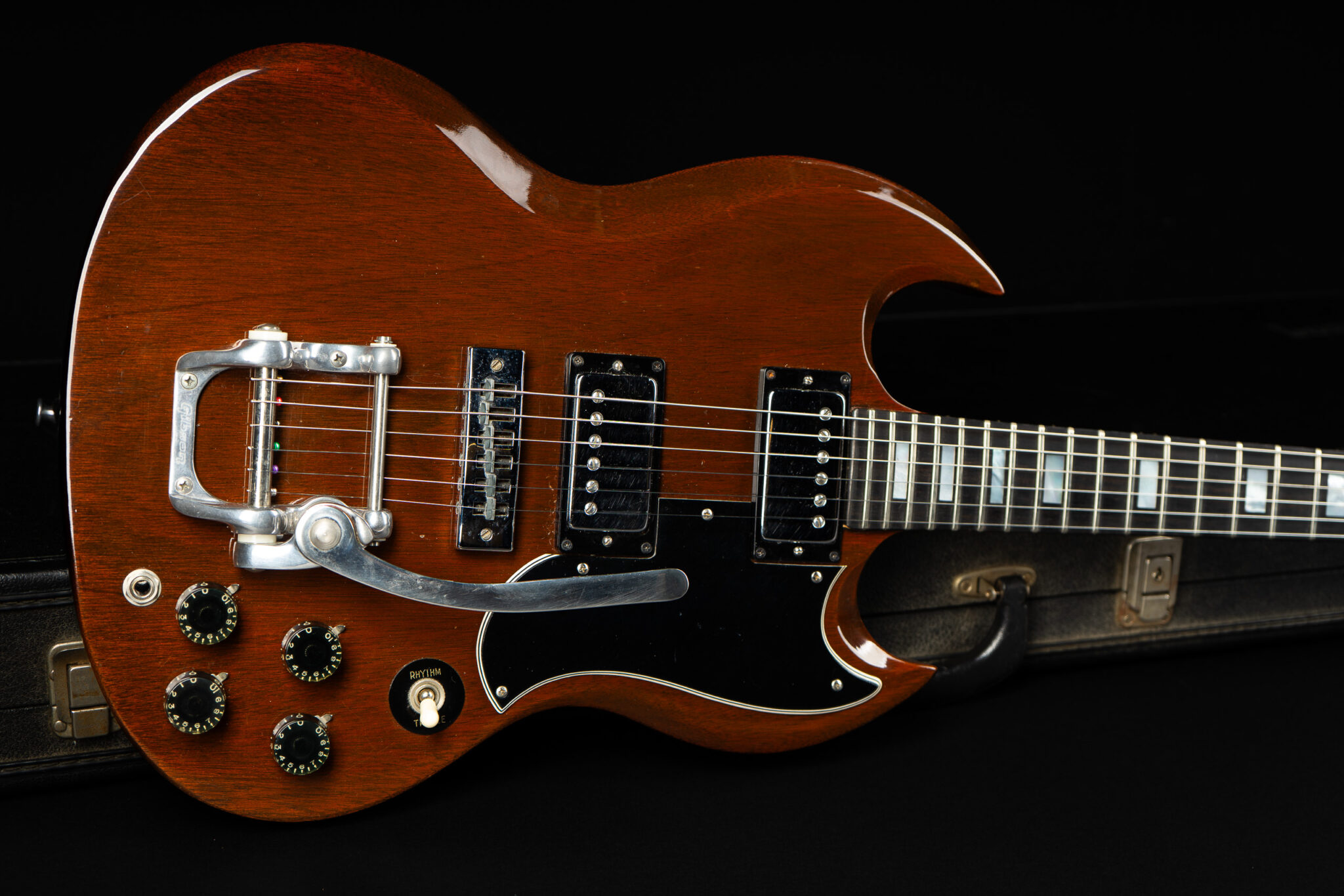 1973 Gibson SG Standard Bigsby – Walnut – GuitarPoint