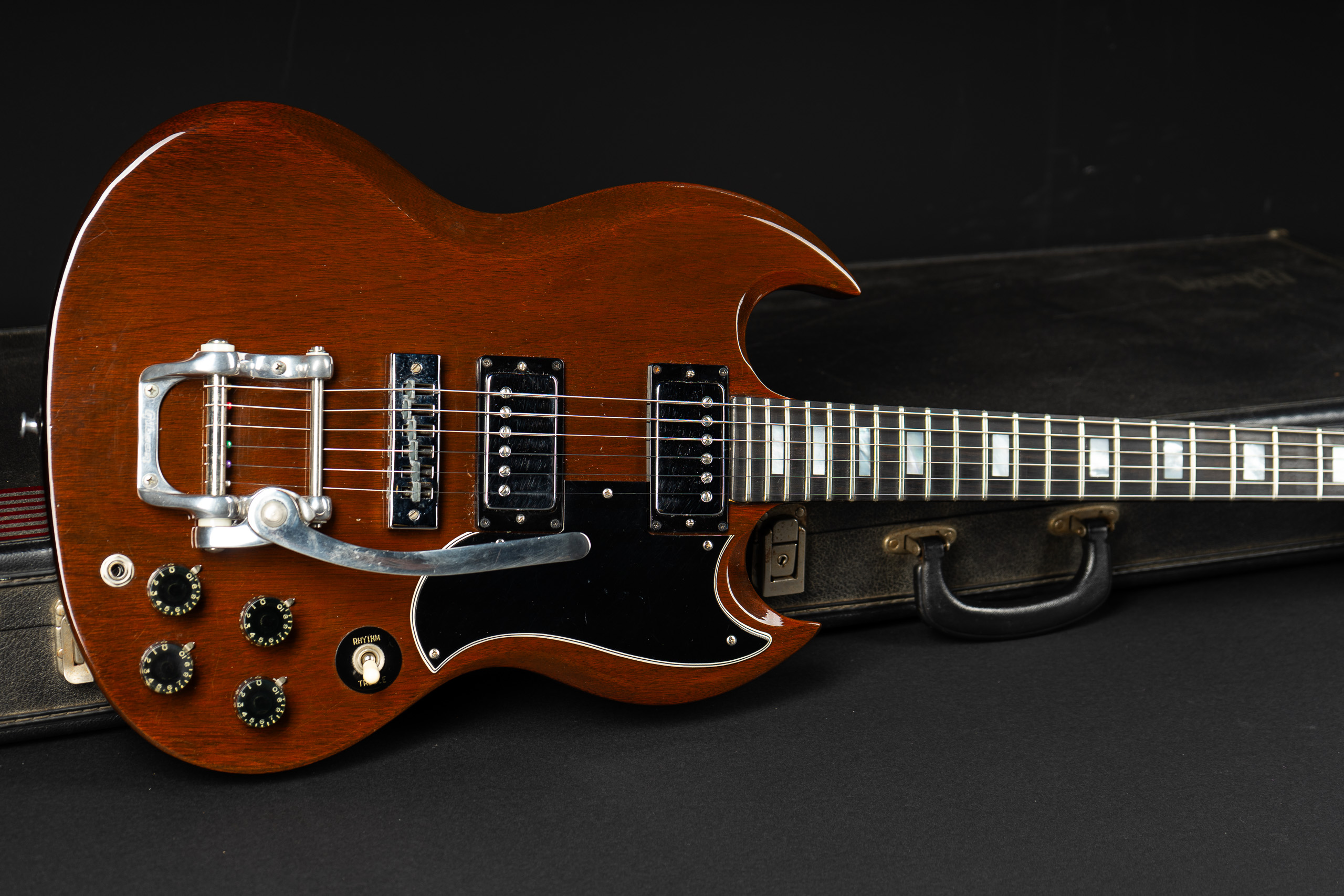 1973 Gibson SG Standard Bigsby - Walnut - GuitarPoint