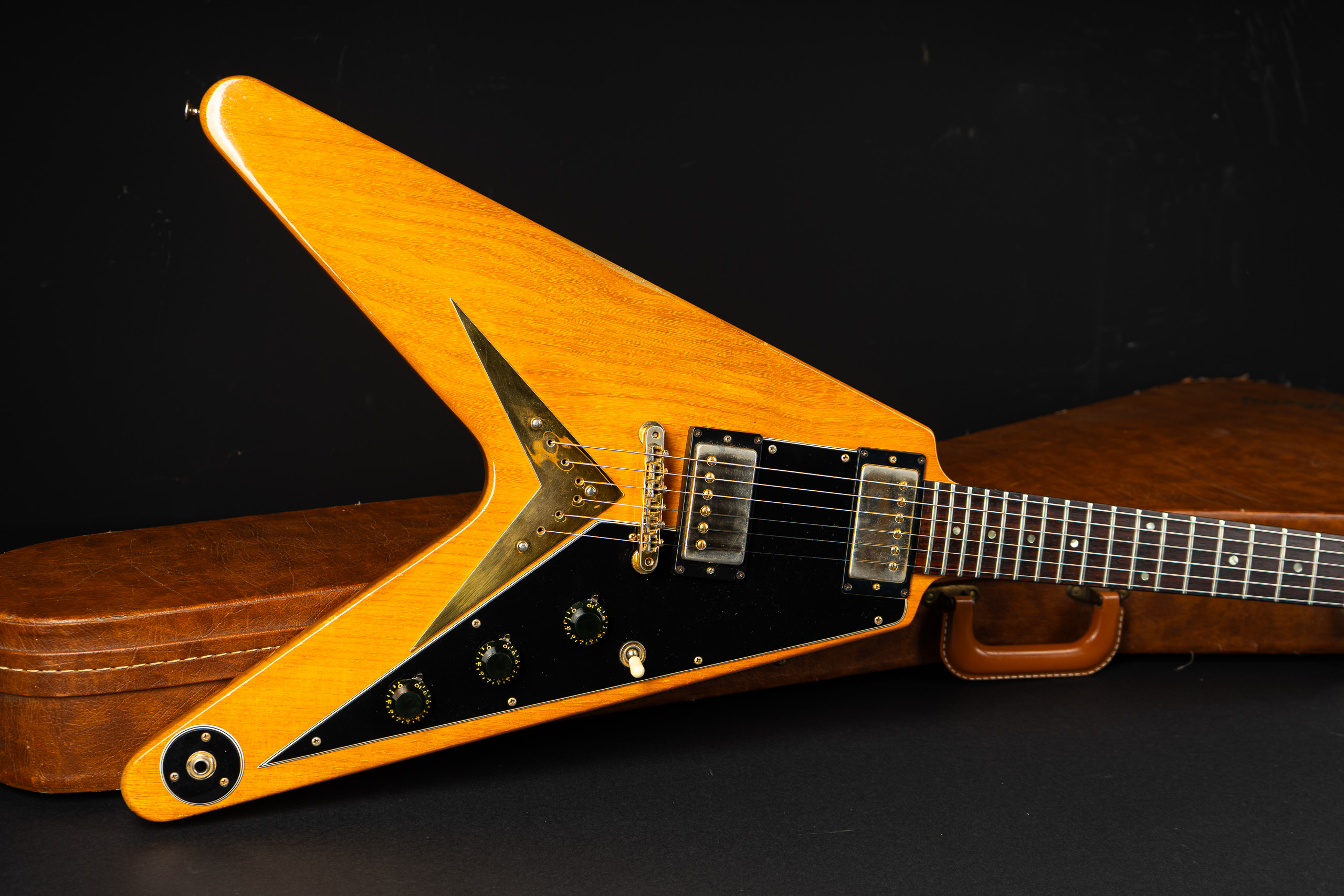 1982 Gibson Flying V Heritage Series - Korina - GuitarPoint