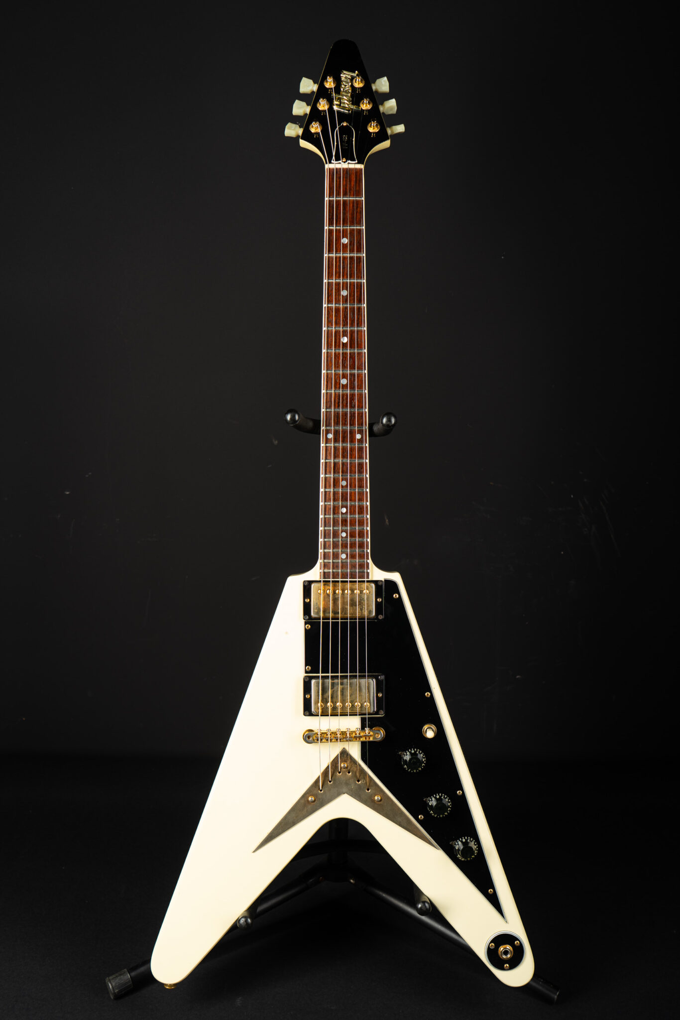 1982 Gibson Flying V FF82 – White – GuitarPoint