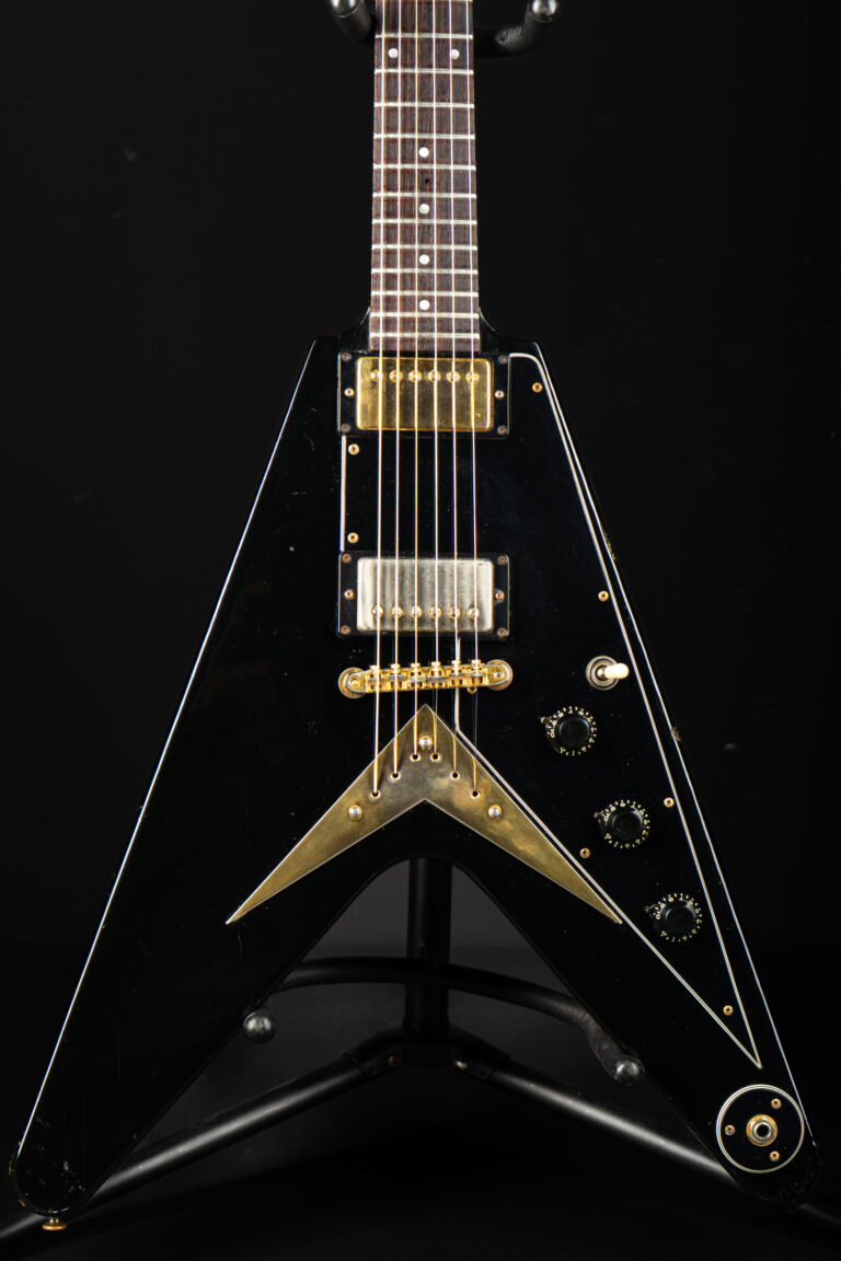 1982 Gibson Flying V Korina Heritage Series – Ebony
