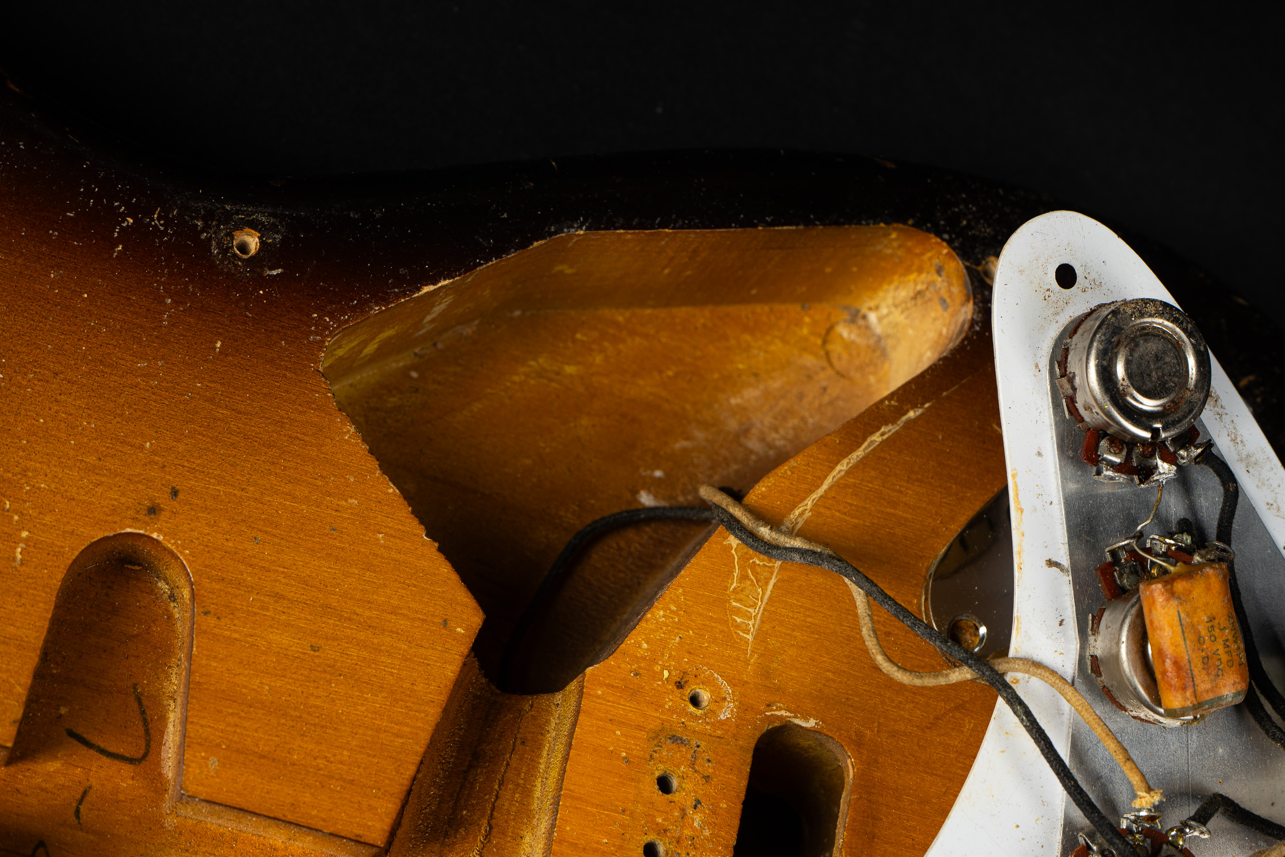 1957 Fender Stratocaster – Sunburst