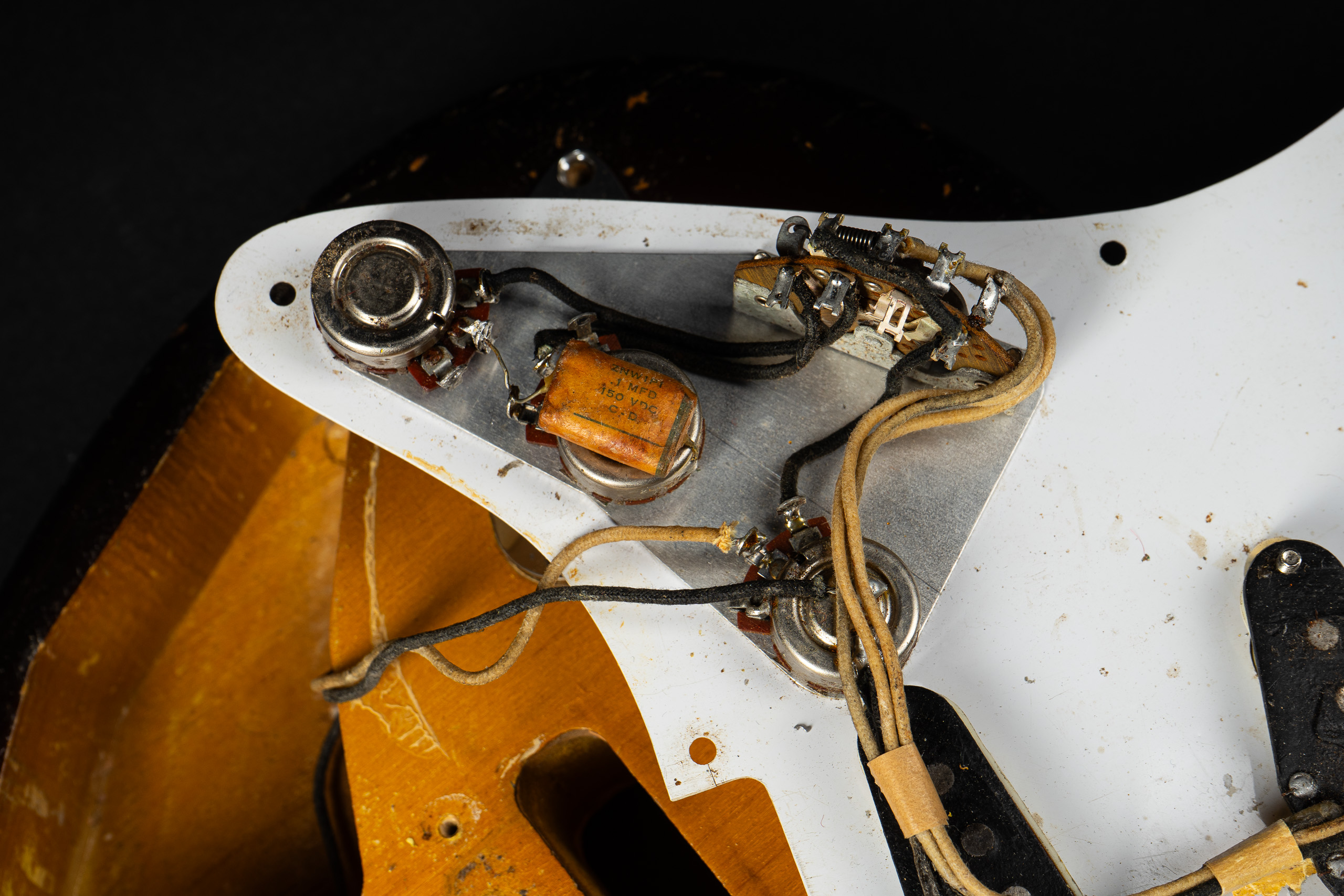 1957 Fender Stratocaster – Sunburst