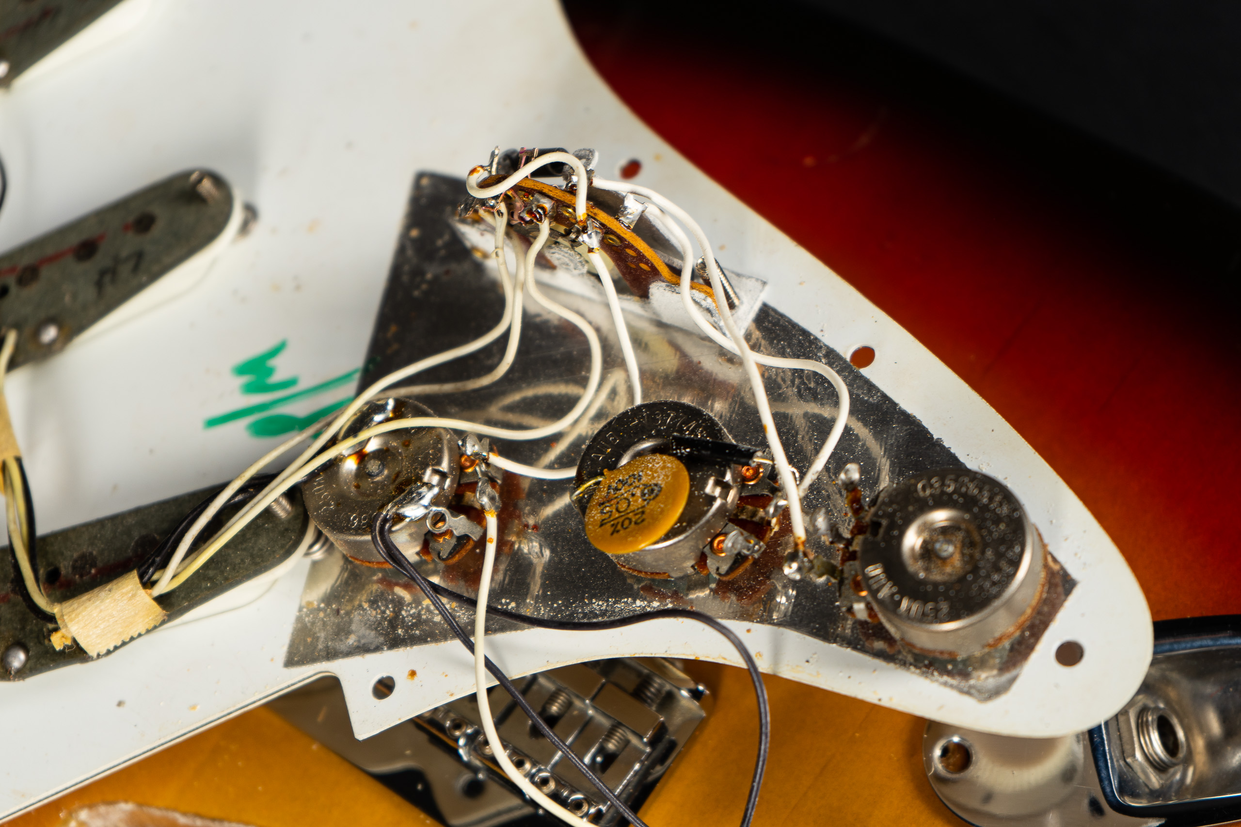 1974 Fender Stratocaster Hardtail Lefthand – Sunburst