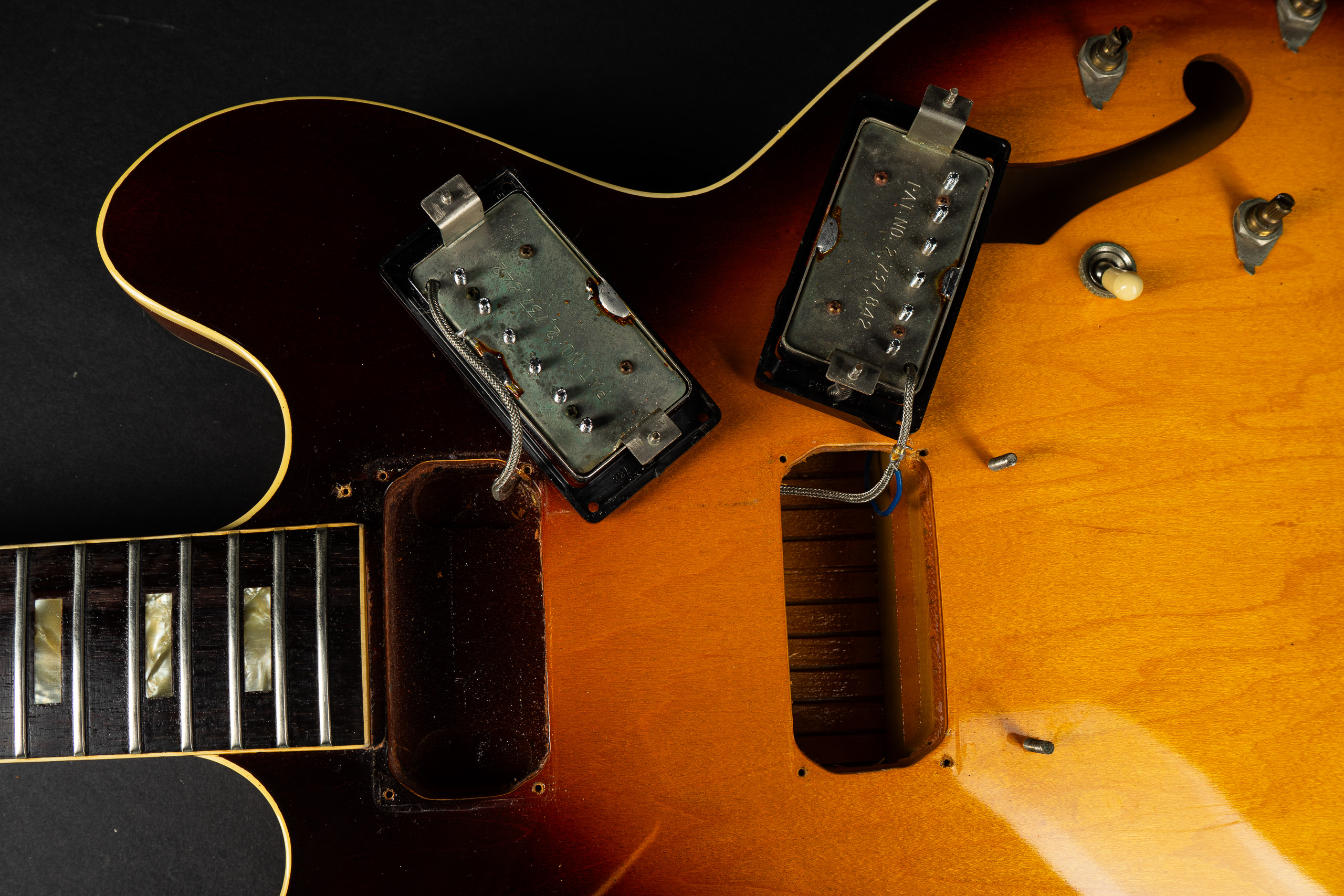 1974 Gibson ES-335 – Sunburst (clean & lightweight!)
