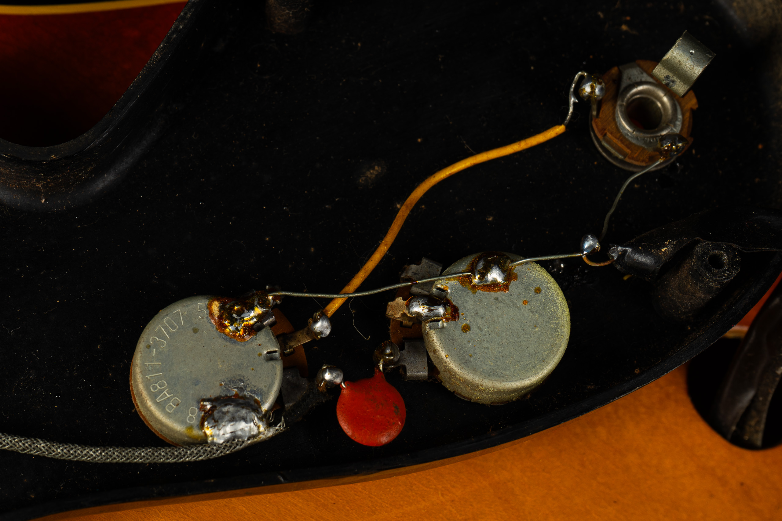 1966 Gibson ES-120T – Sunburst
