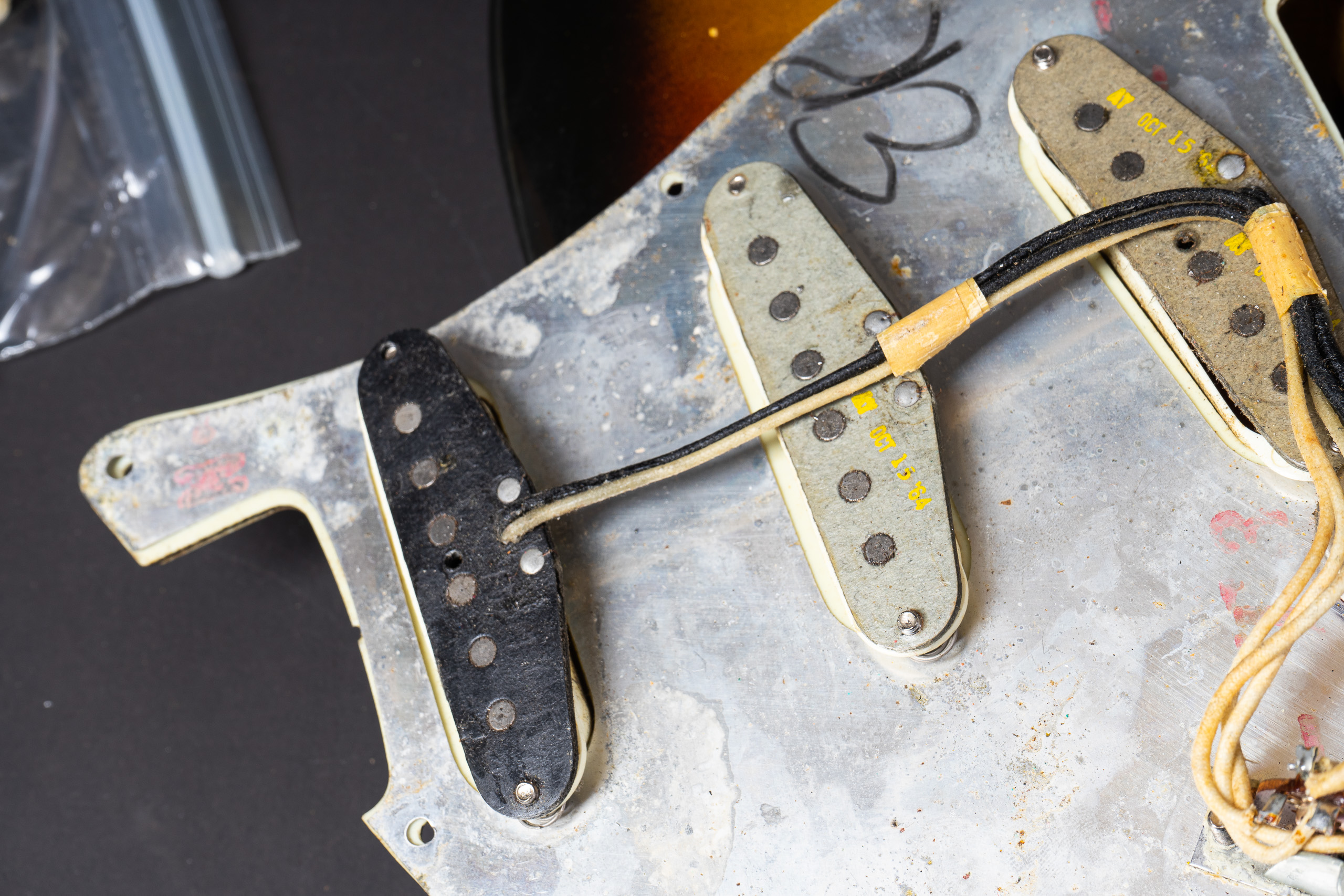1964 Fender Stratocaster – Sunburst