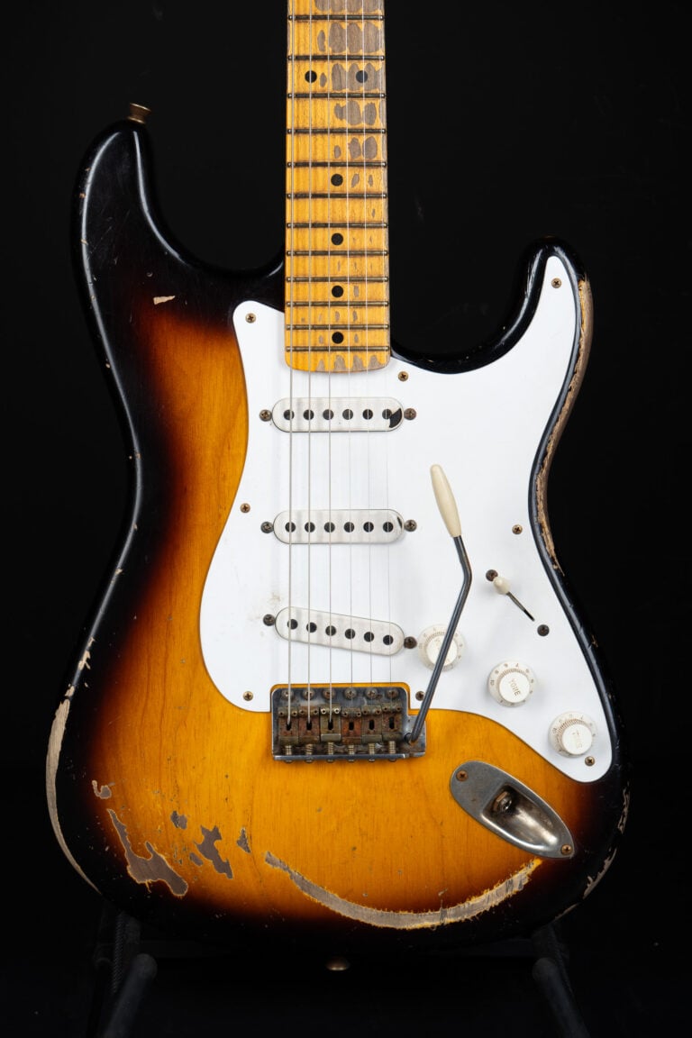 Fender GuitarPoint Hall of Fame Masterbuilt Austin MacNutt 1956 Stratocaster Heavy Relic – Sunburst