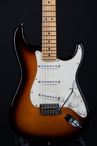 2011 Fender American Special Stratocaster - Sunburst