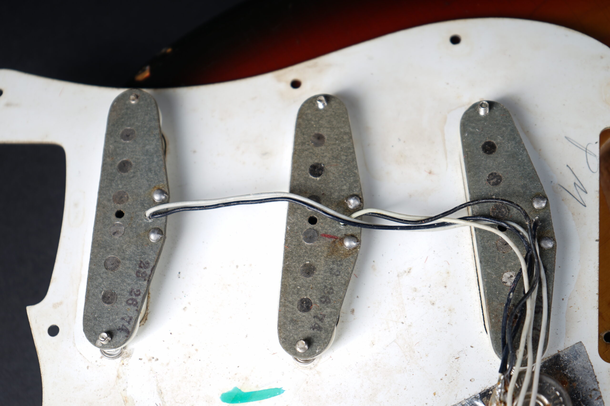 1974 Fender Stratocaster – Sunburst
