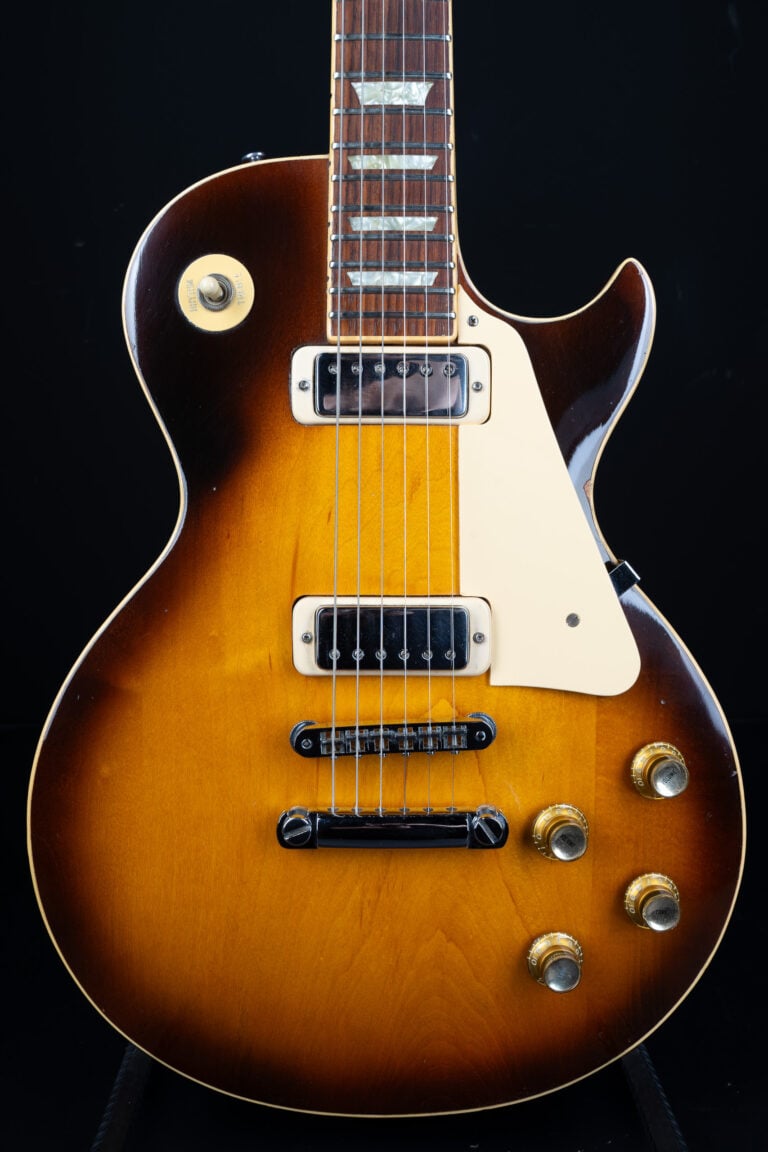1975 Gibson Les Paul Deluxe – Tobacco Sunburst