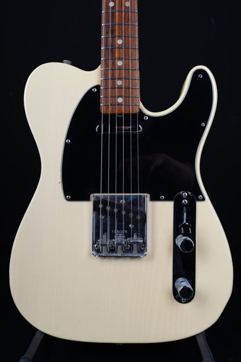 1977 Fender Telecaster – Blond