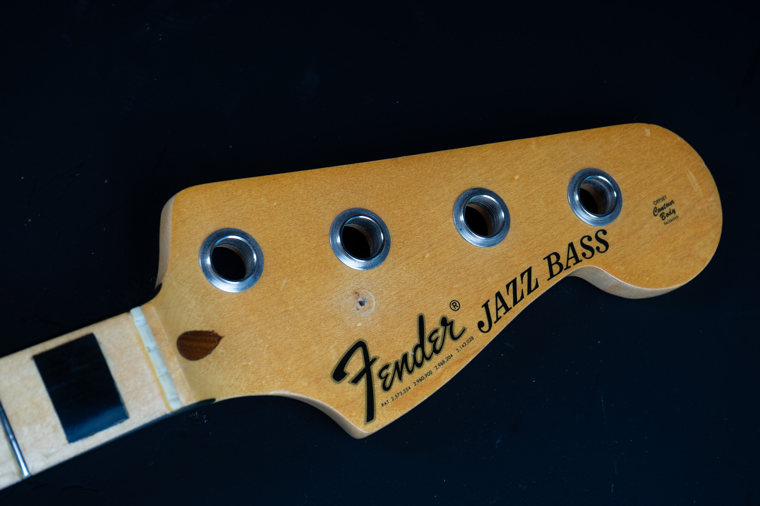 1972 Fender Jazz Bass – Olympic White