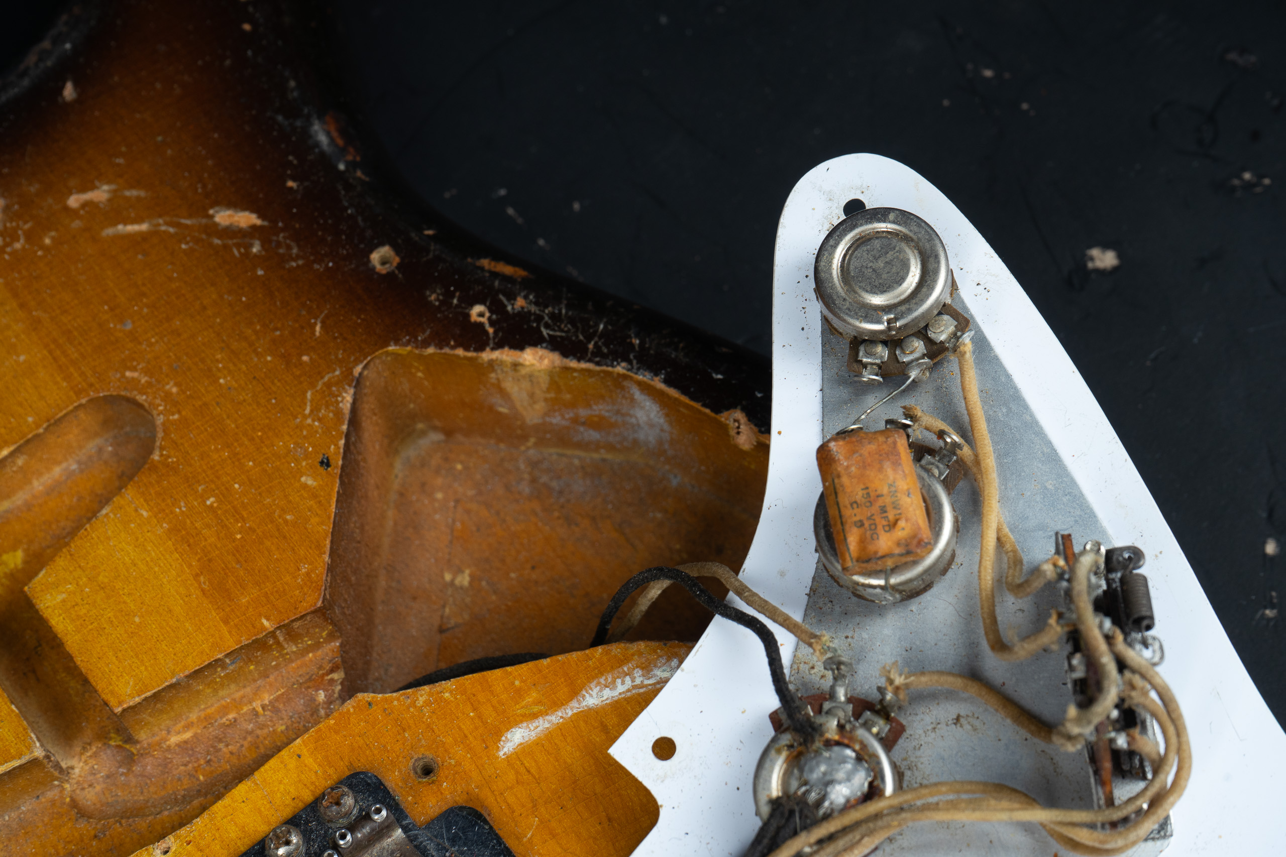 1957 Fender Stratocaster – Sunburst