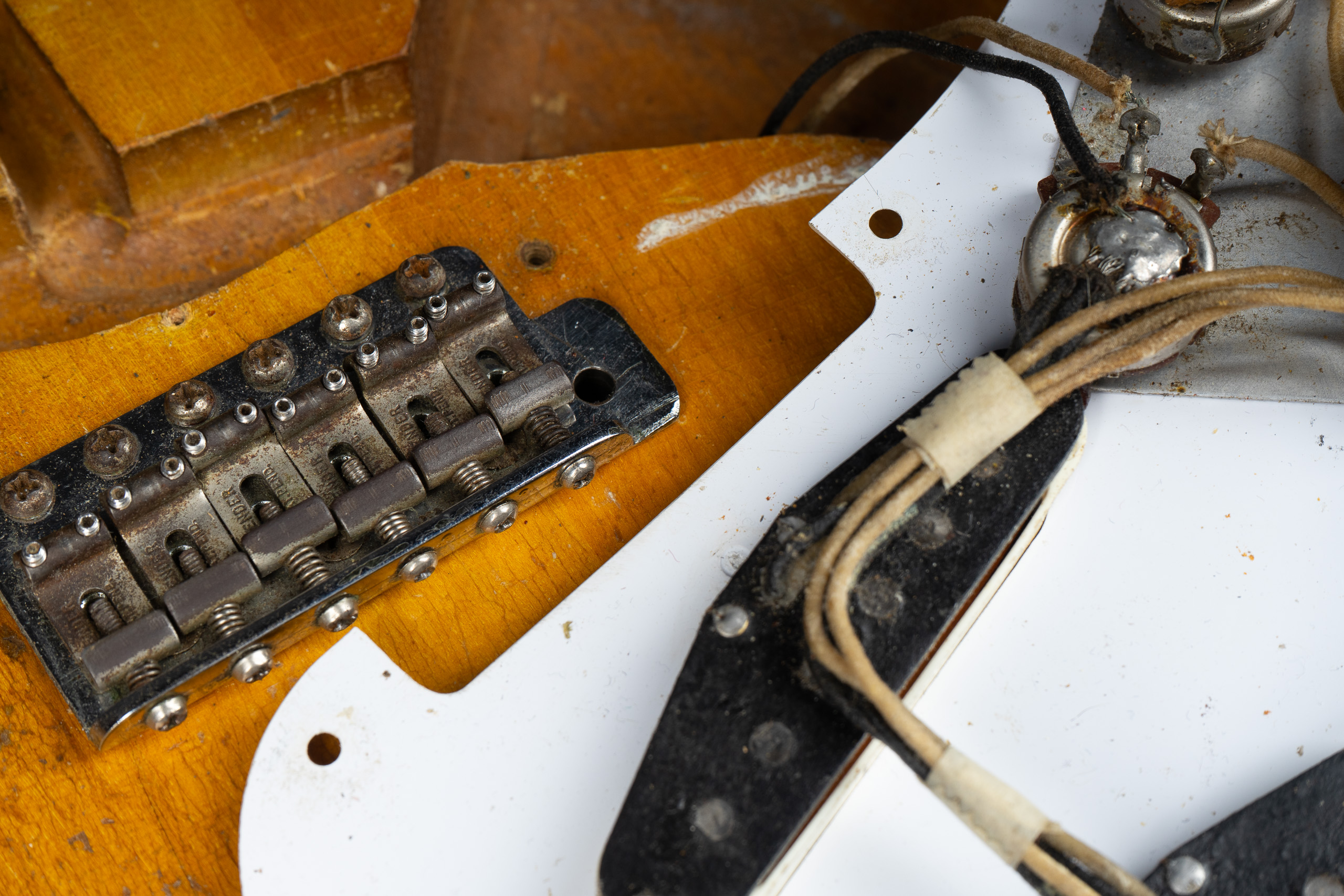 1957 Fender Stratocaster – Sunburst