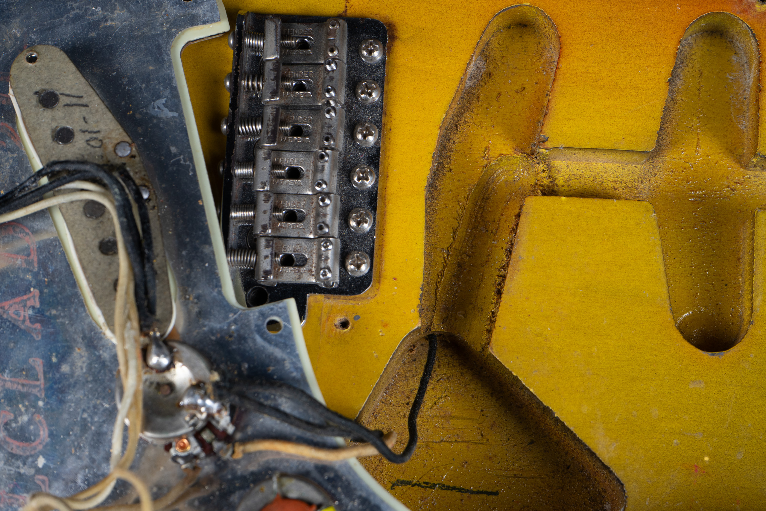 1964 Fender Stratocaster – Sunburst