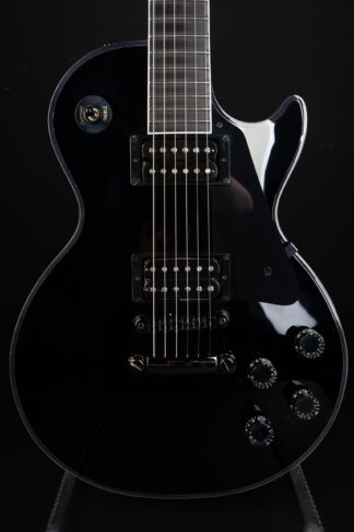 Gibson Custom Shop Les Paul Custom – The Black Widow Gloss