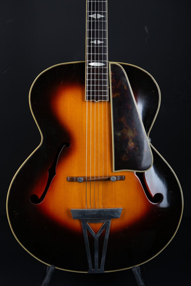 1945 Stromberg G-1 – Sunburst