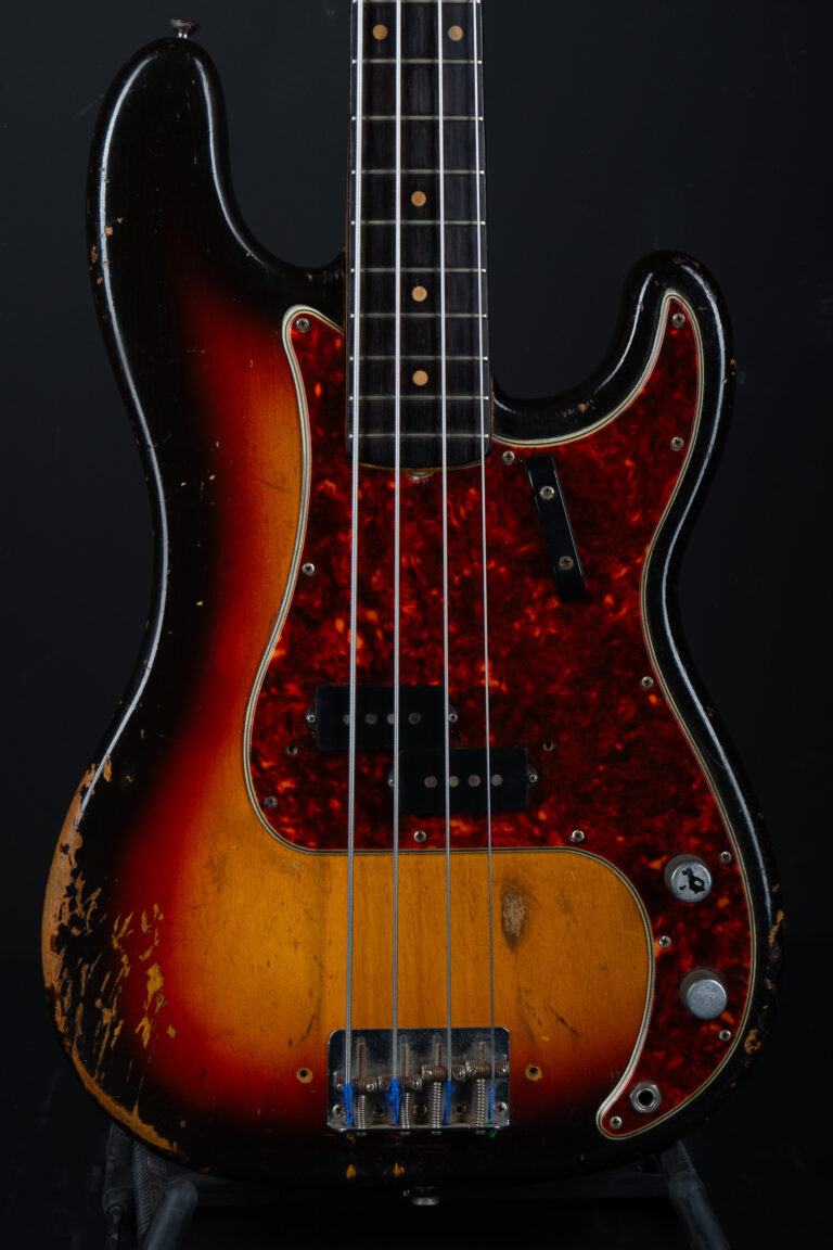 1962 Fender Precision Bass – Sunburst