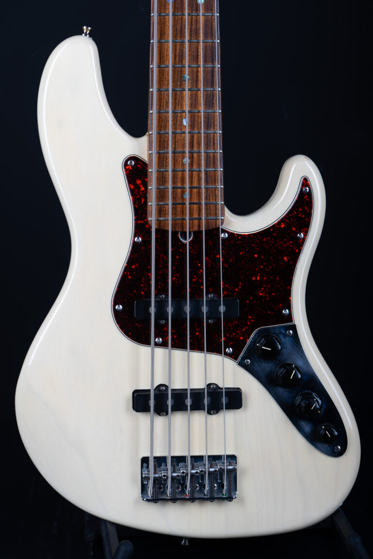 1998 Fender Jazz Bass Deluxe V – White Blonde