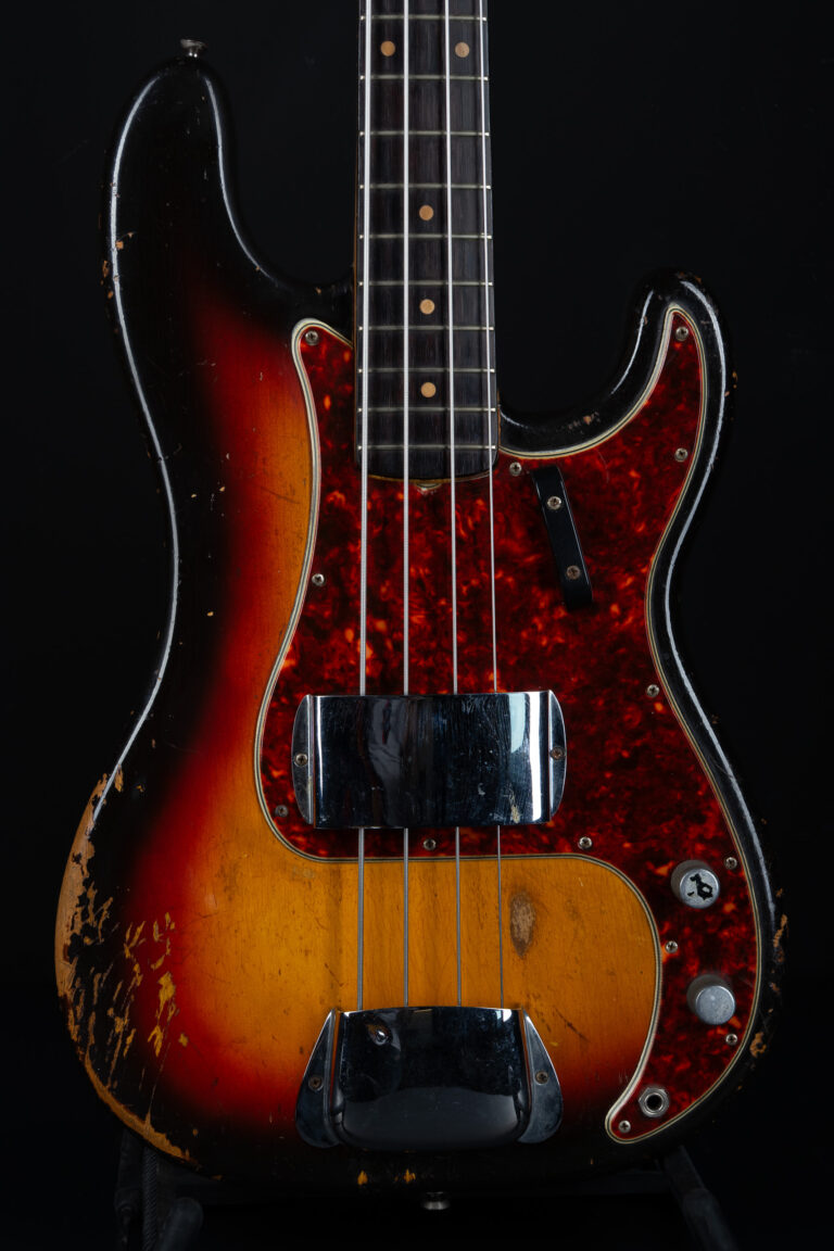 1962 Fender Precision Bass – Sunburst