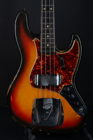 1965 Fender Jazz Bass - Sunburst