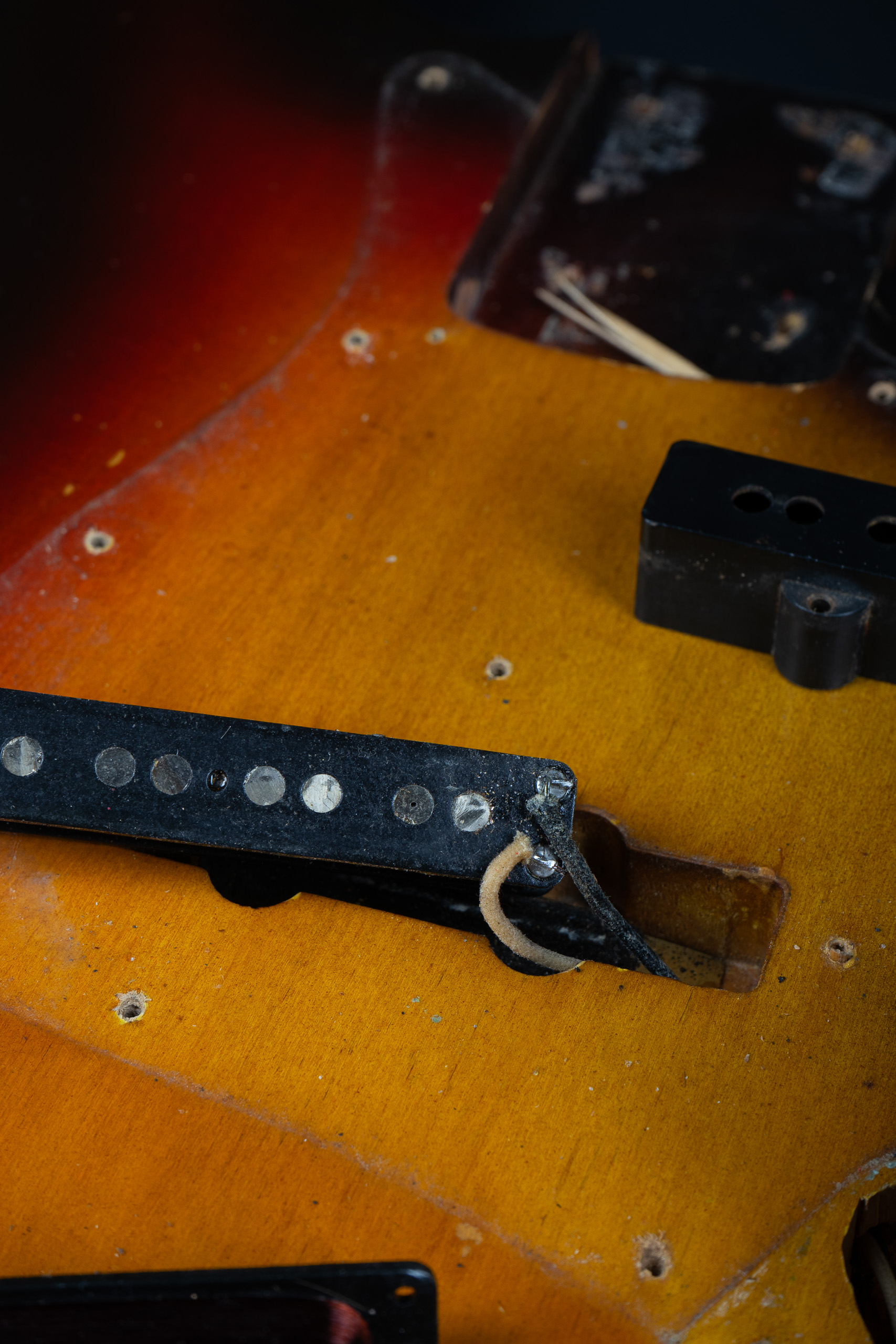 1961 Fender Stack Knob Jazz Bass – Sunburst