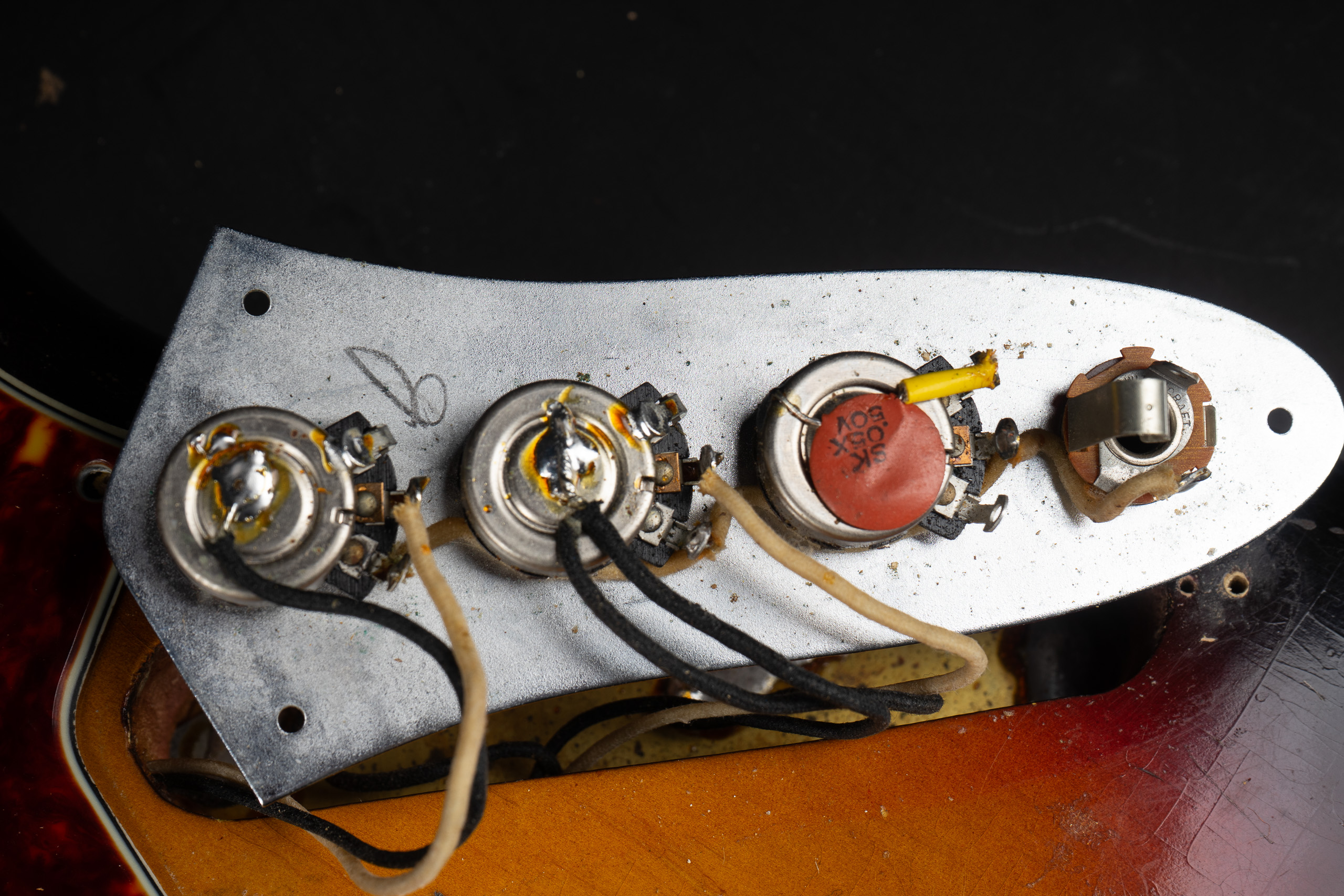 1962 Fender Jazz Bass – Sunburst