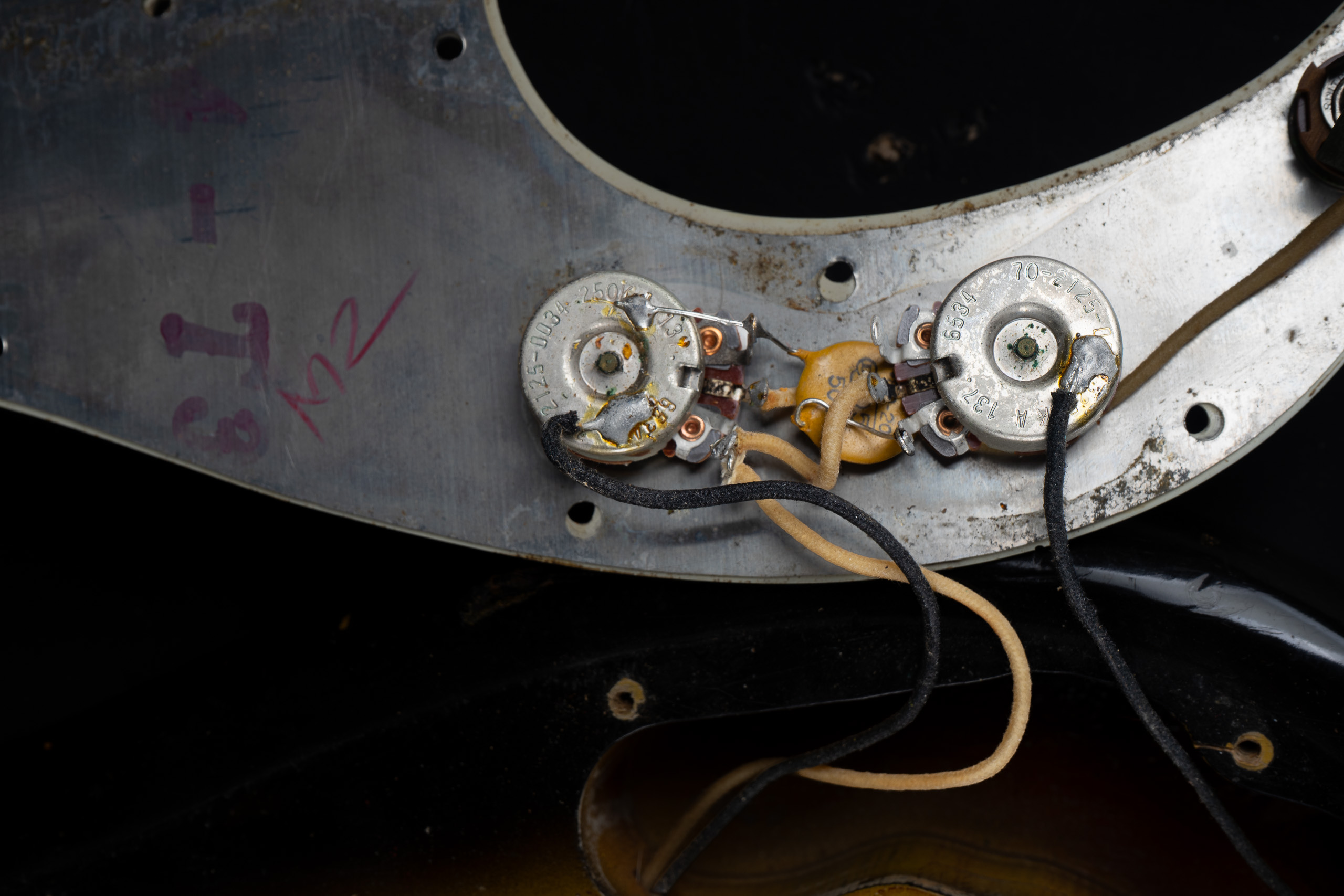 1965 Fender Precision Bass – Sunburst