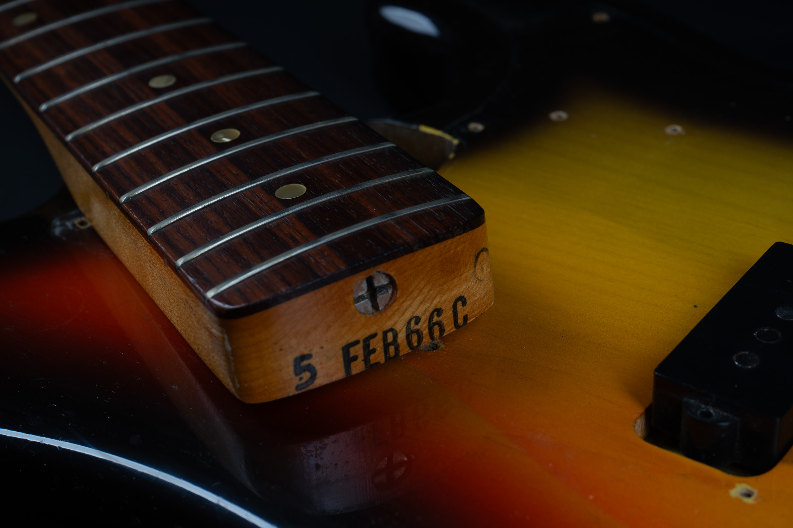 1966 Fender Precision Bass – Sunburst