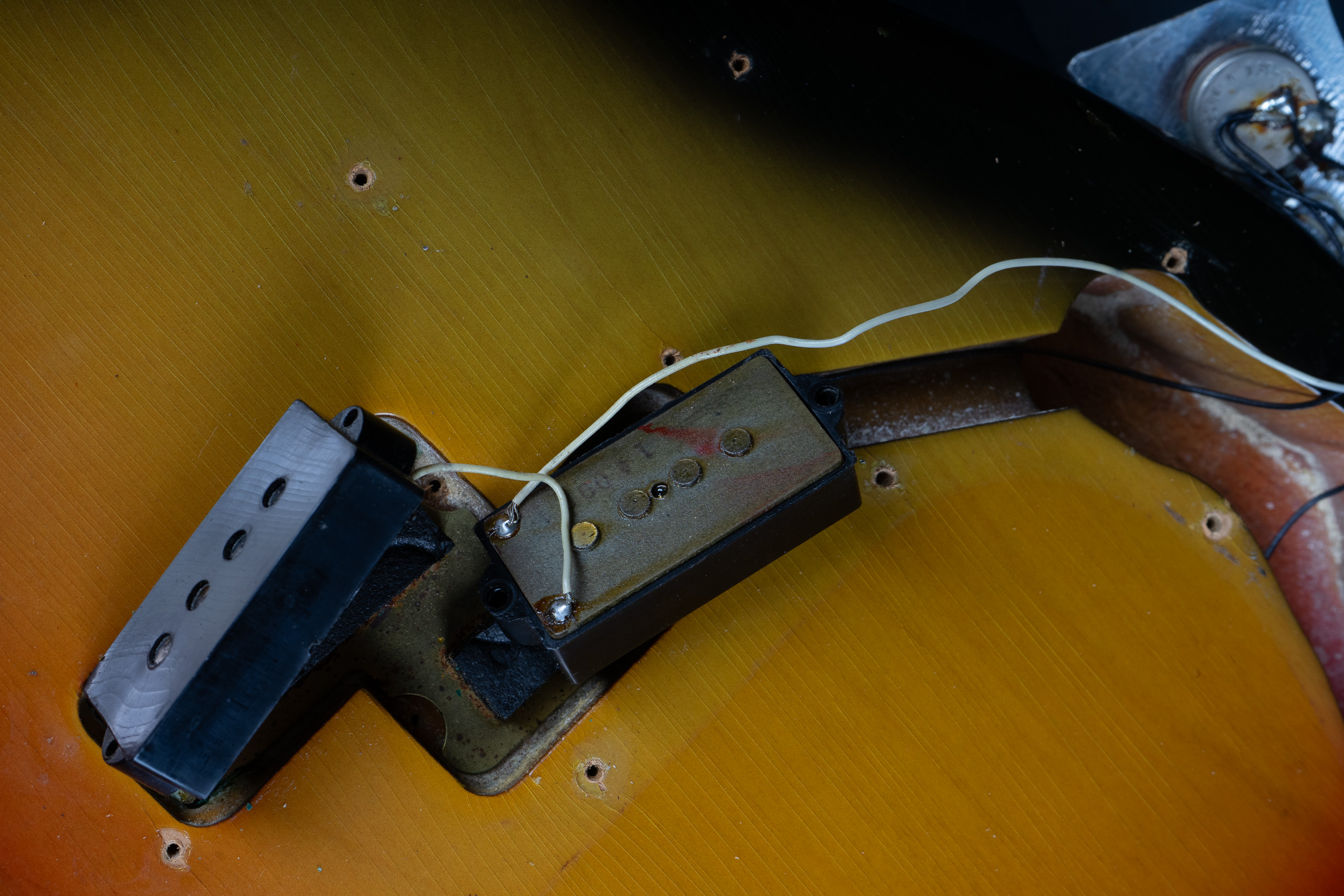 1974 Fender Precision Bass – Sunburst (A-neck – 3,8Kg)