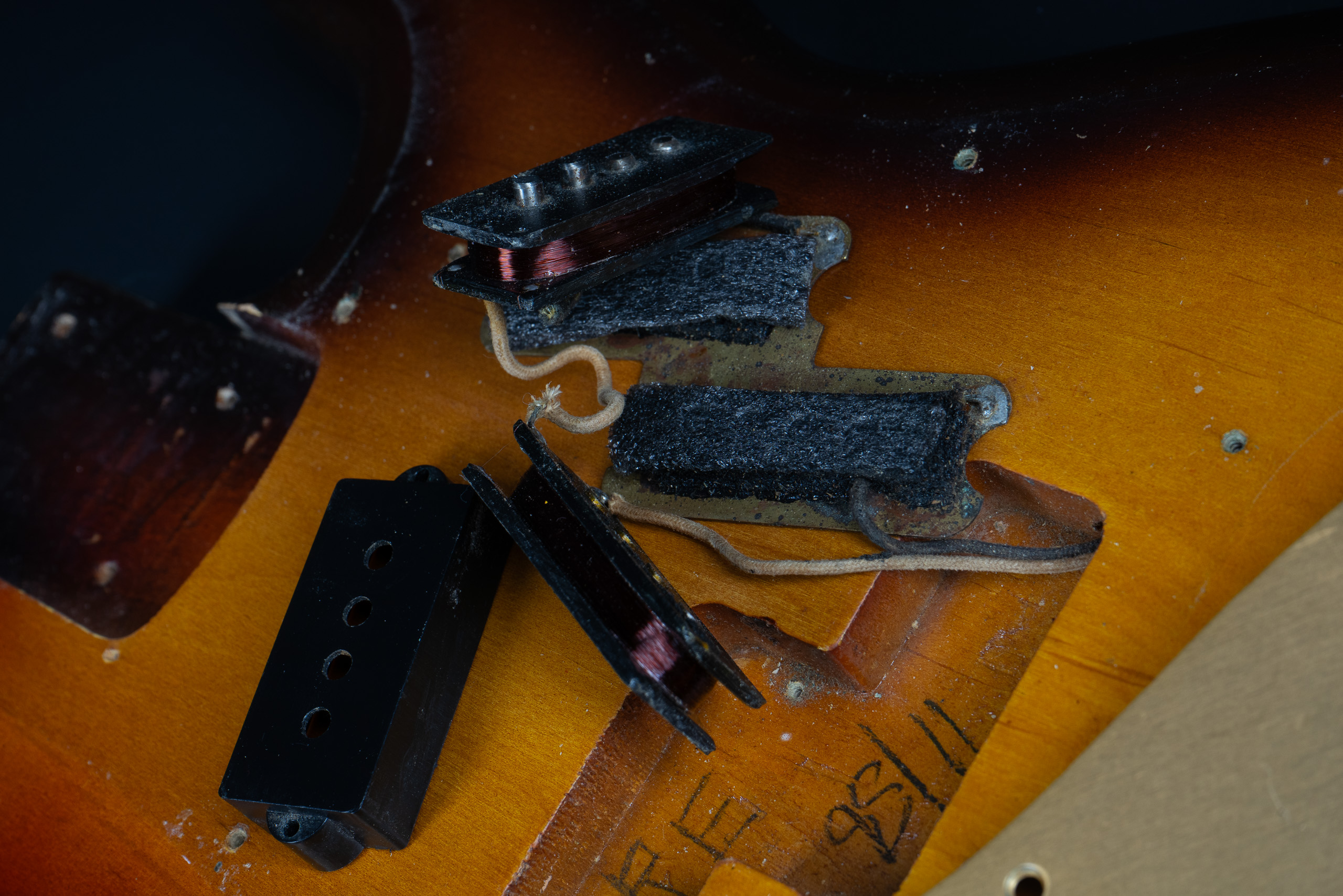 1958 Fender Precision Bass – Sunburst