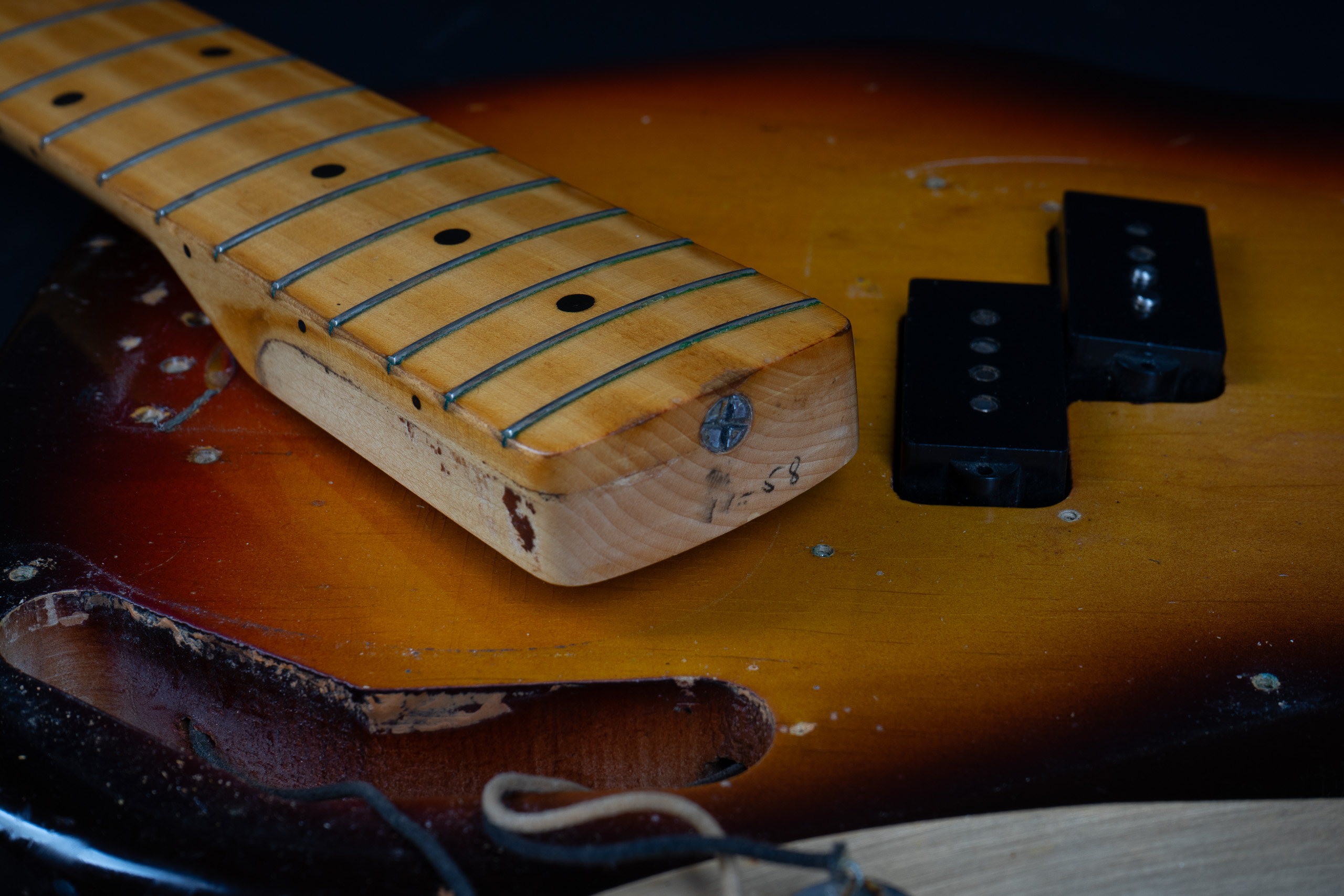 1958 Fender Precision Bass – Sunburst